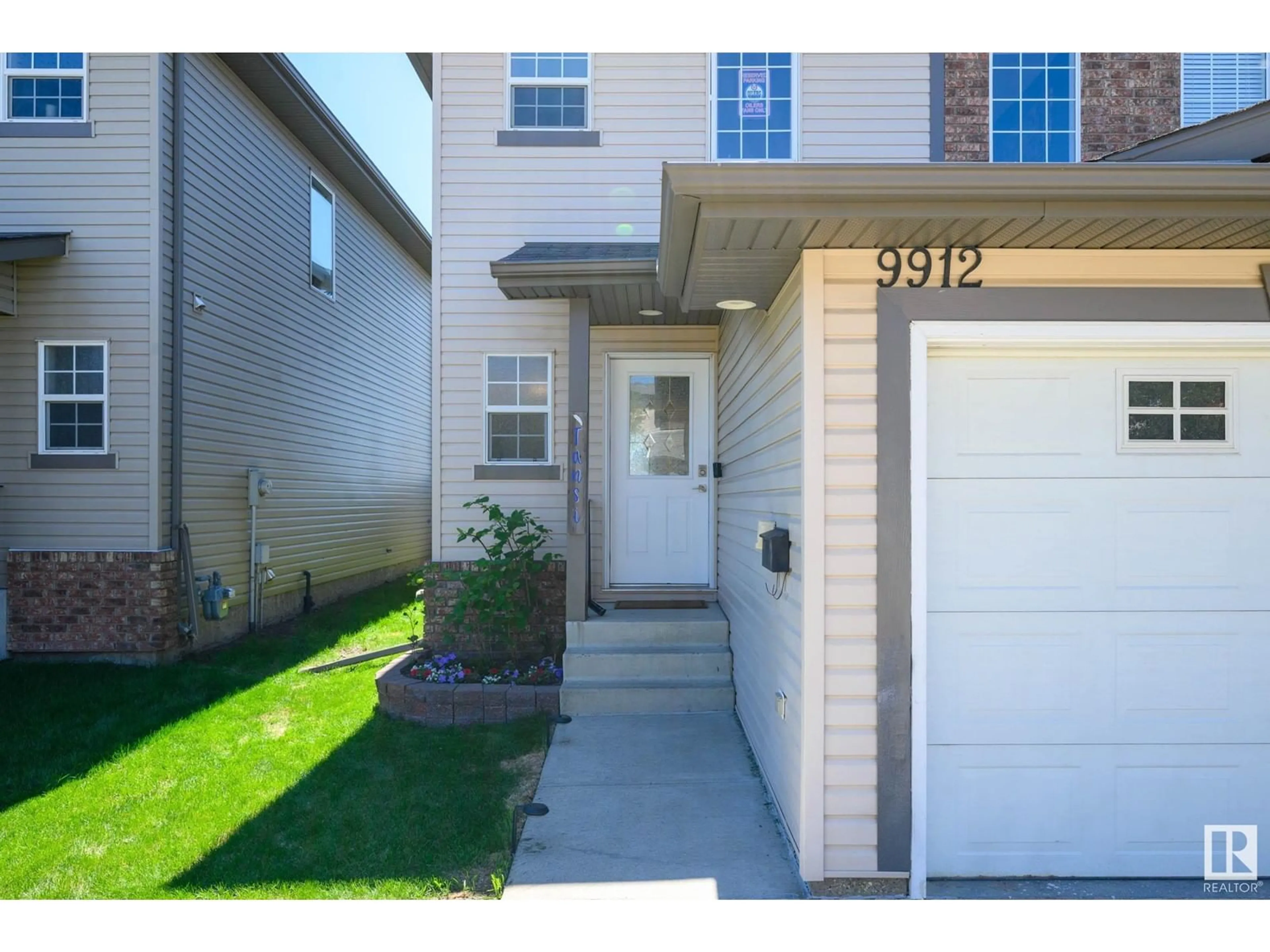 Unknown for 9912 102 AV, Morinville Alberta T8R1V9