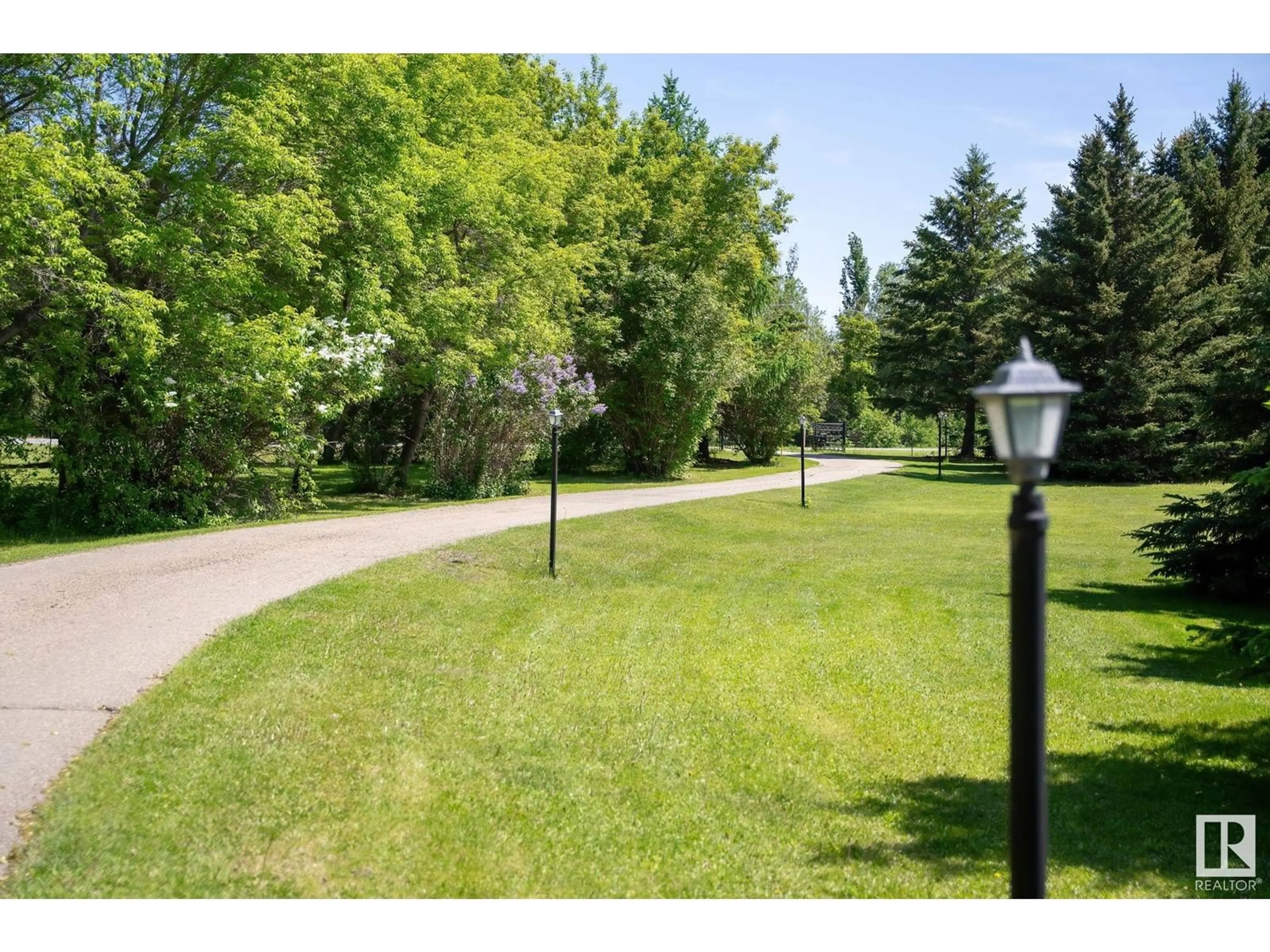 Unknown for 22 - 52212 RGE ROAD 274, Rural Parkland County Alberta T7X3T8