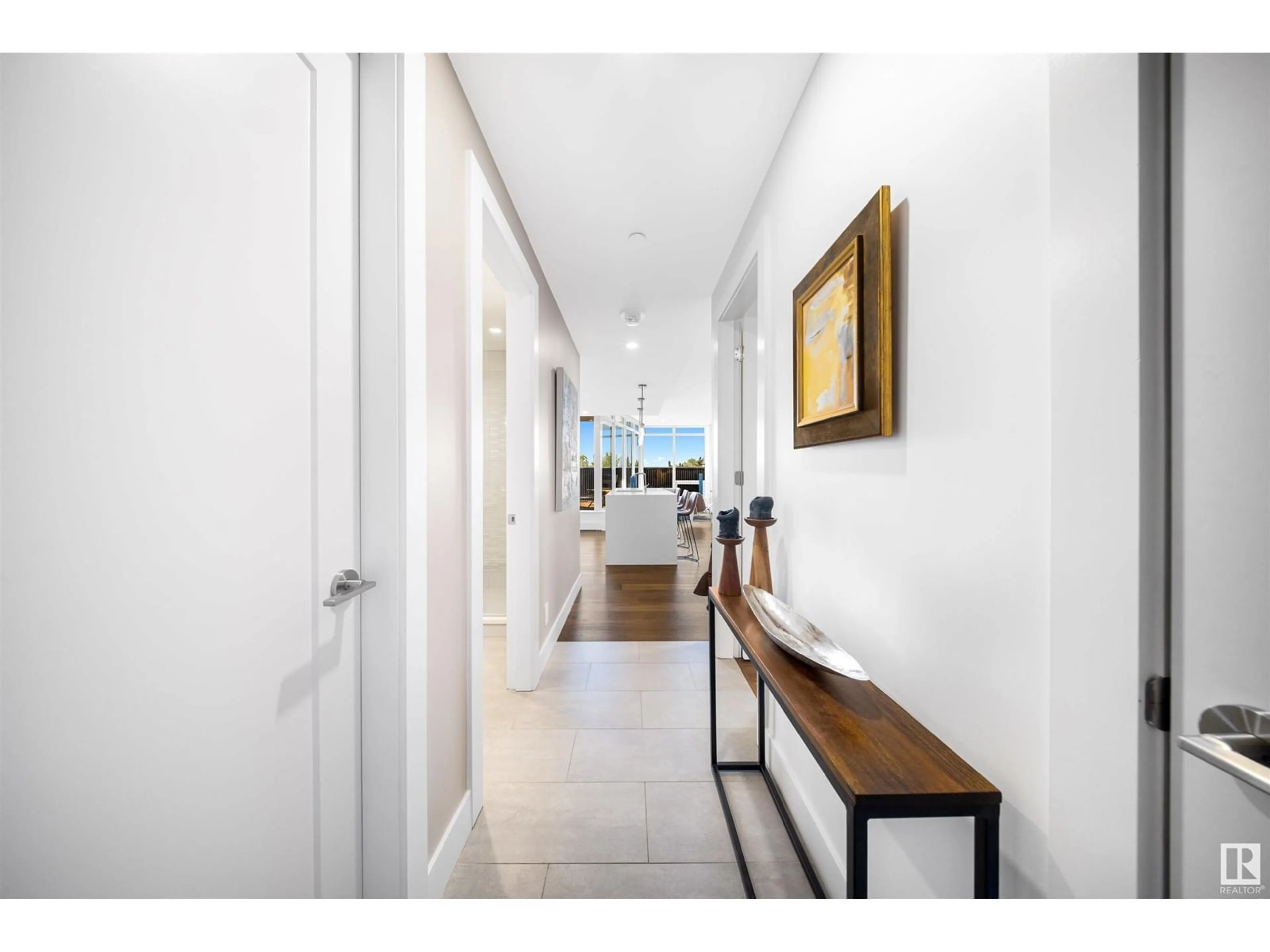 Indoor foyer for #303 - 14105 BLOCK DR, Edmonton Alberta T5N1L5