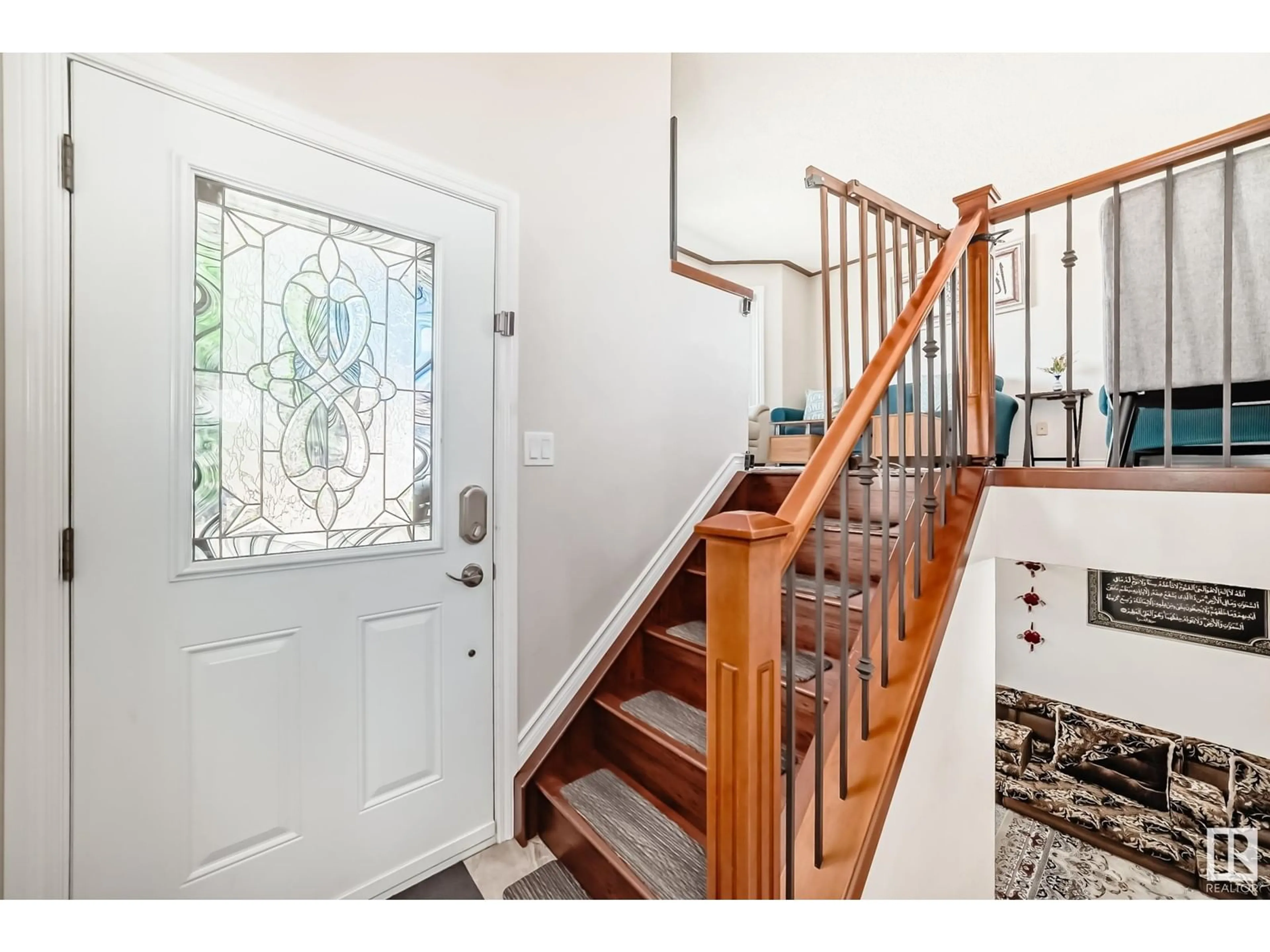 Indoor entryway for NW - 542 RIVER PT, Edmonton Alberta T5A4Z3