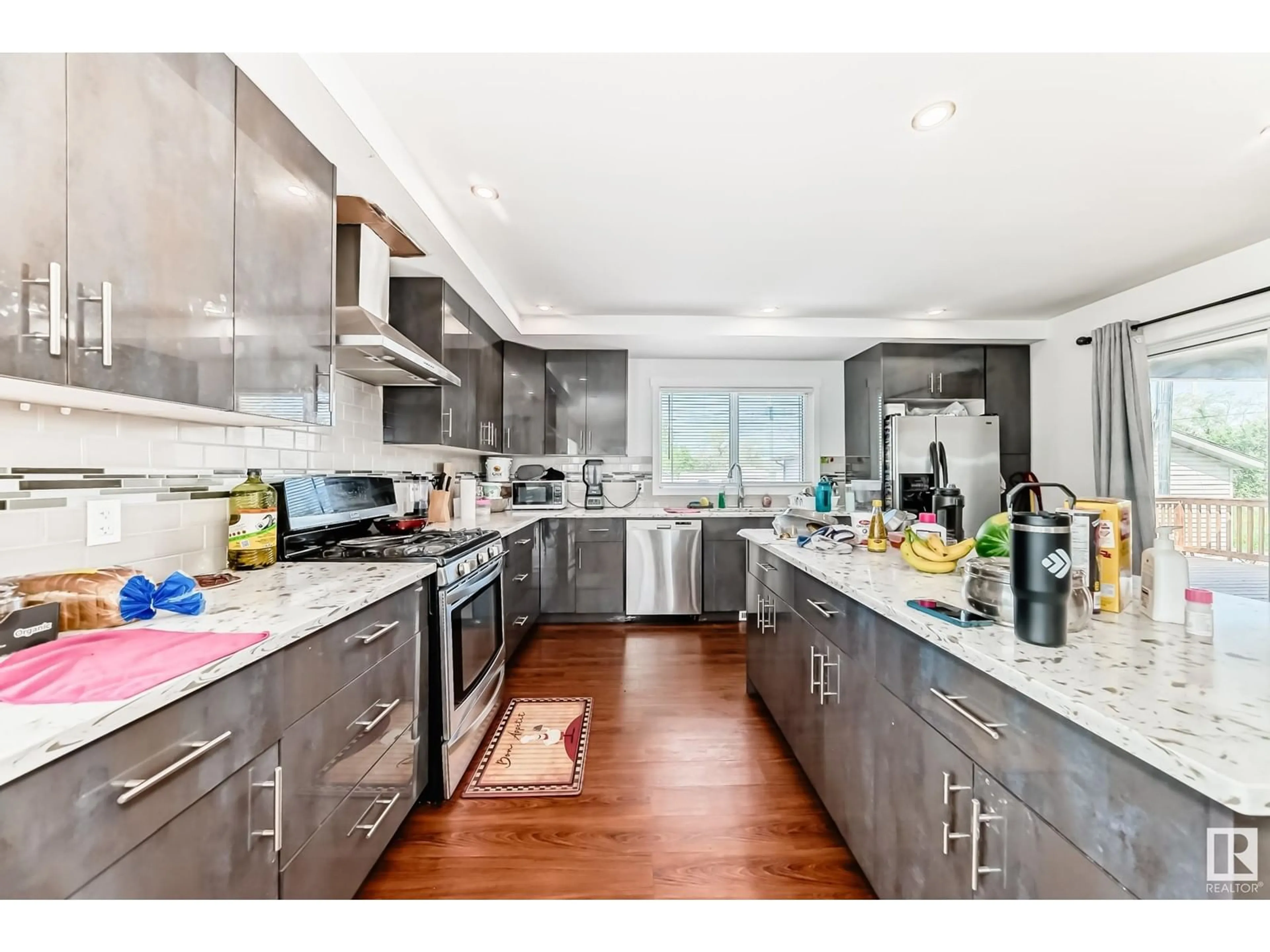Open concept kitchen, unknown for 4808 50 AV, Lamont Alberta T0B2R0
