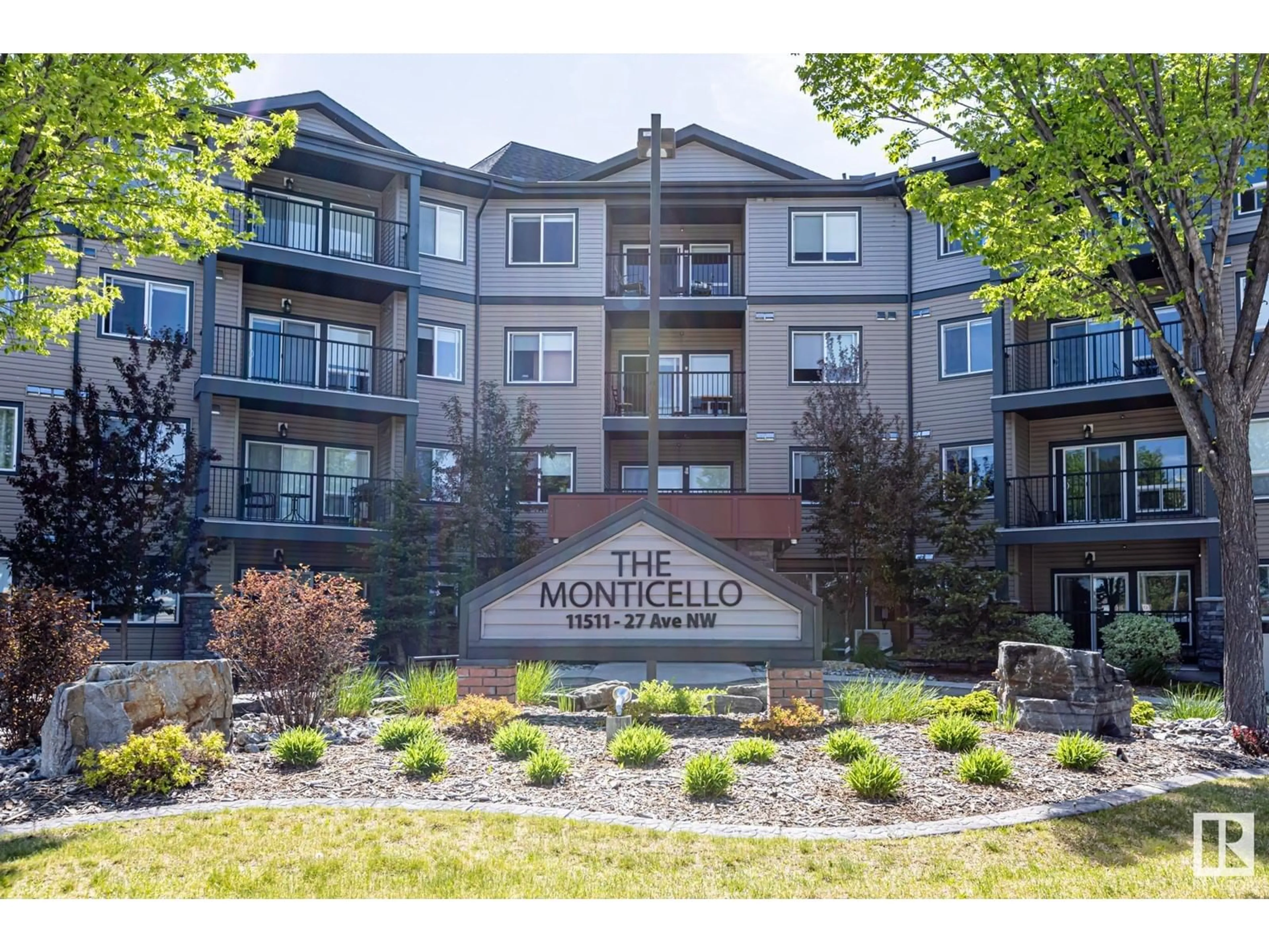 Unknown for 320 - 11511 27 AV, Edmonton Alberta T6J7J8