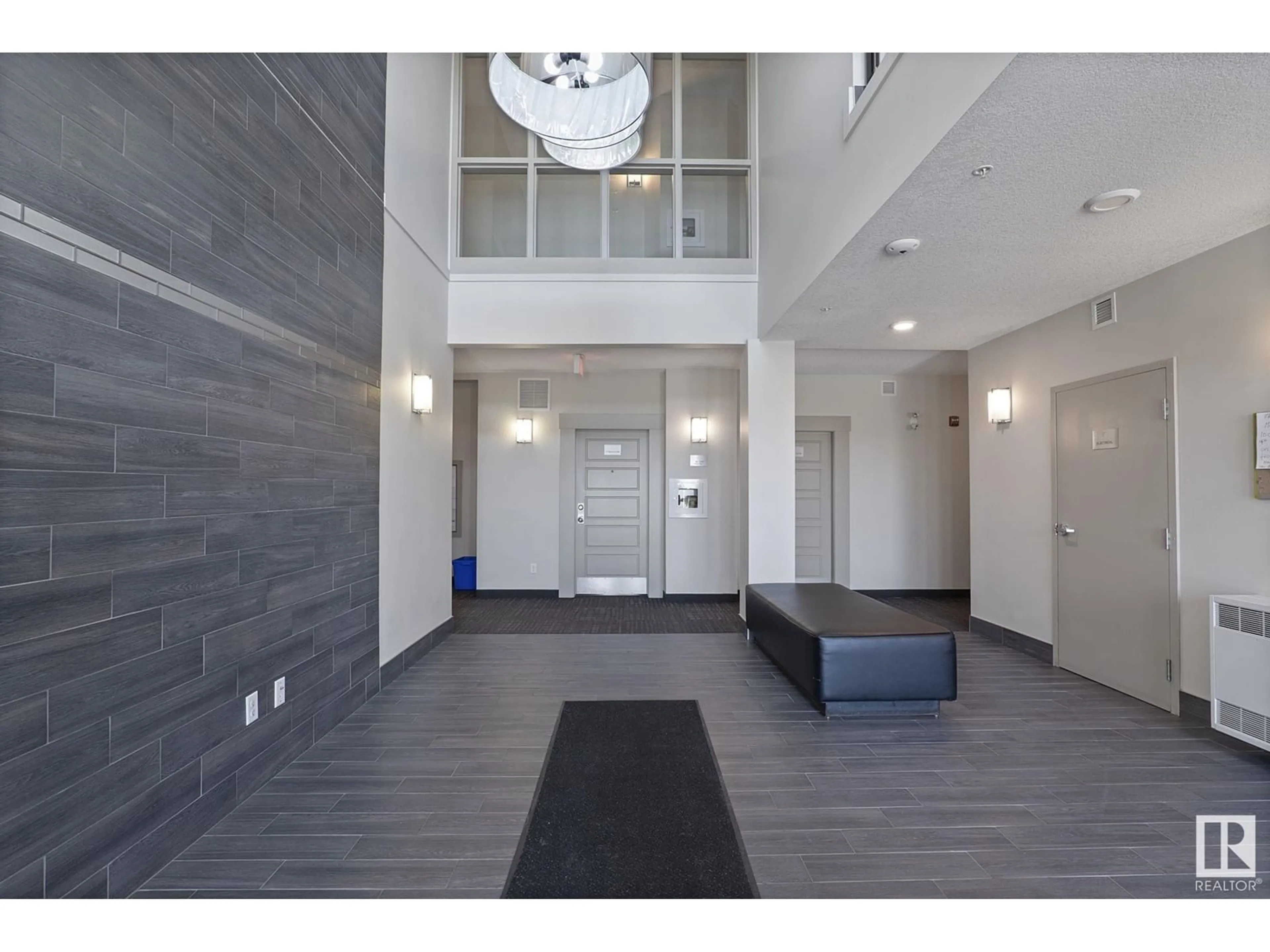 Indoor foyer for 216 - 320 AMBLESIDE LINK LI, Edmonton Alberta T6W2Z9