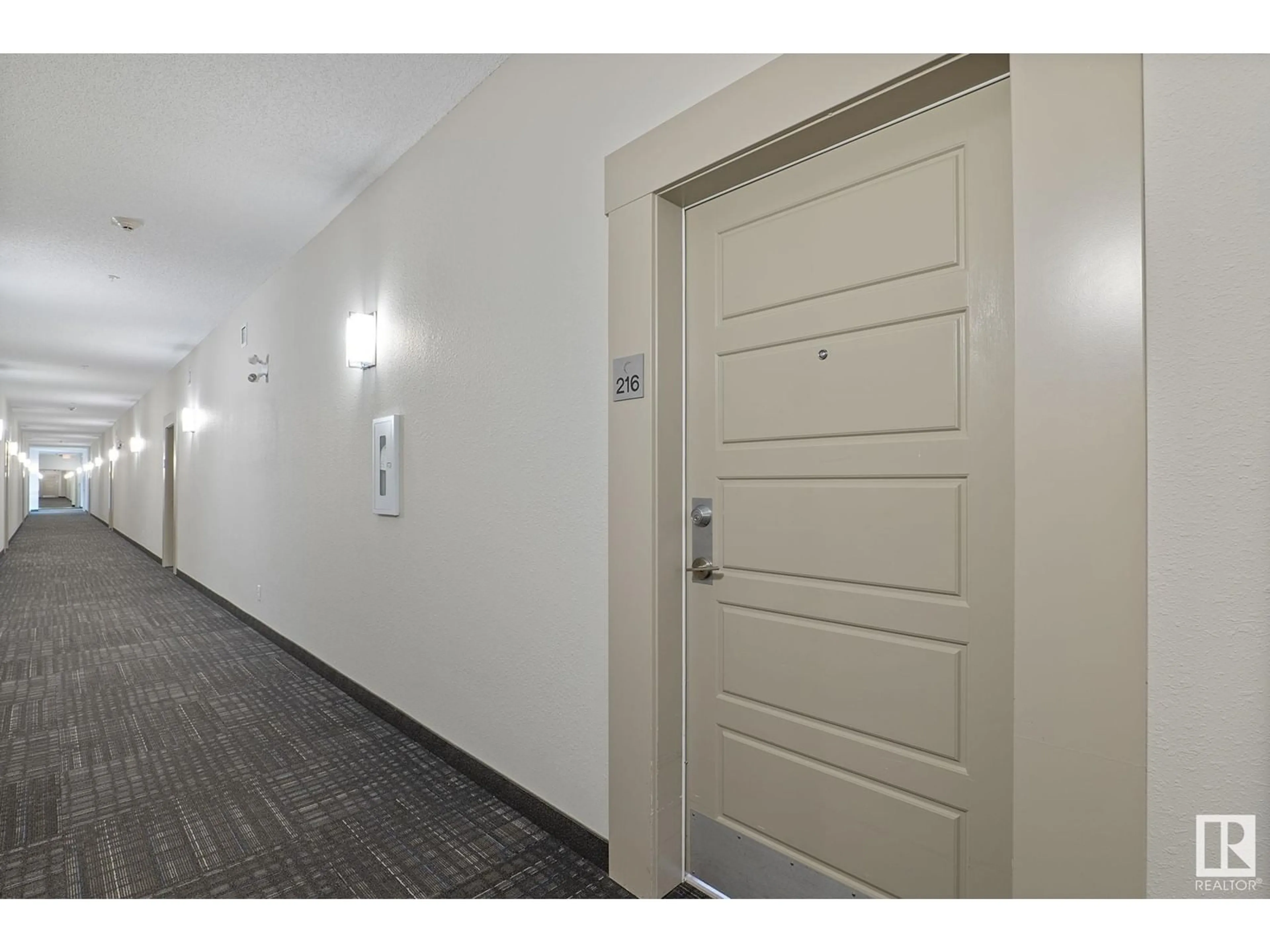 Indoor foyer for 216 - 320 AMBLESIDE LINK LI, Edmonton Alberta T6W2Z9