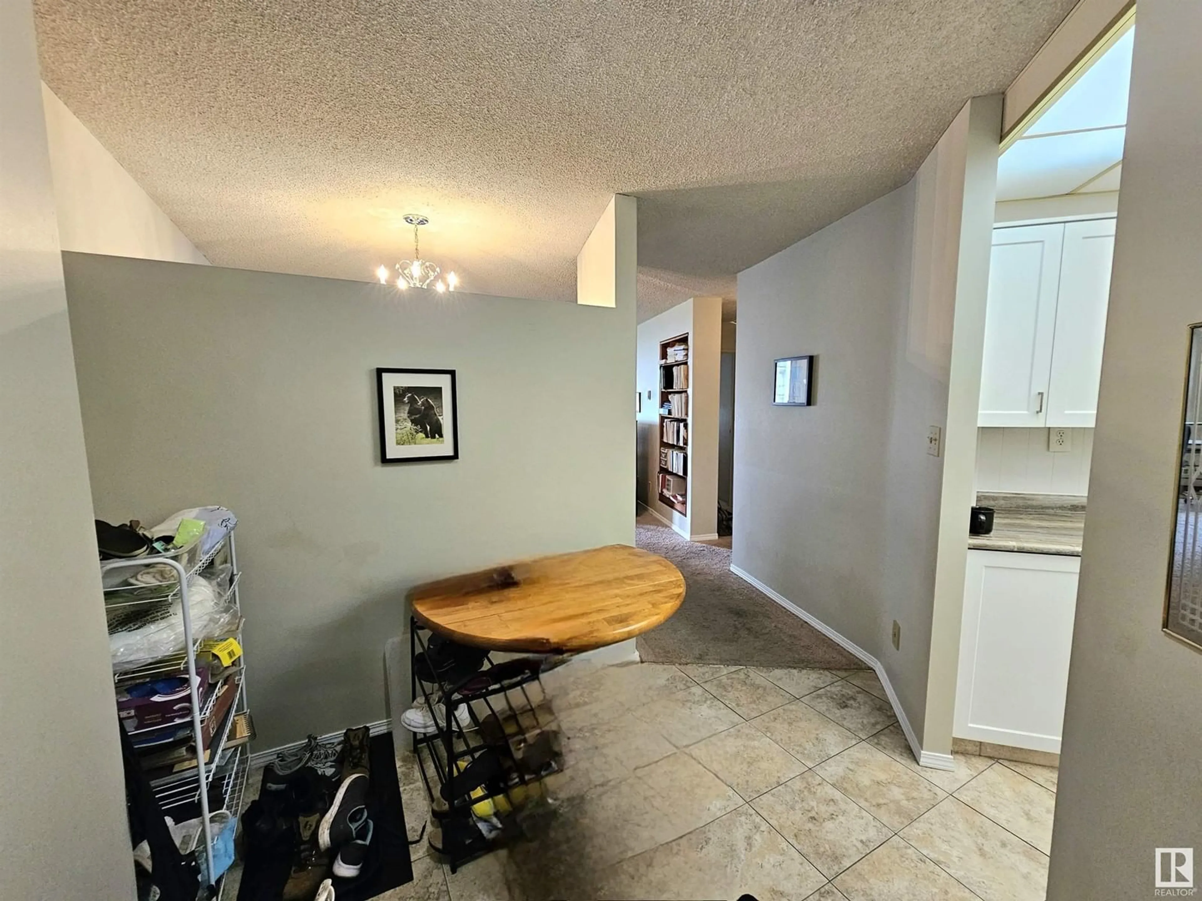 A pic of a room for 905 - 10045 117 ST, Edmonton Alberta T5K1W8