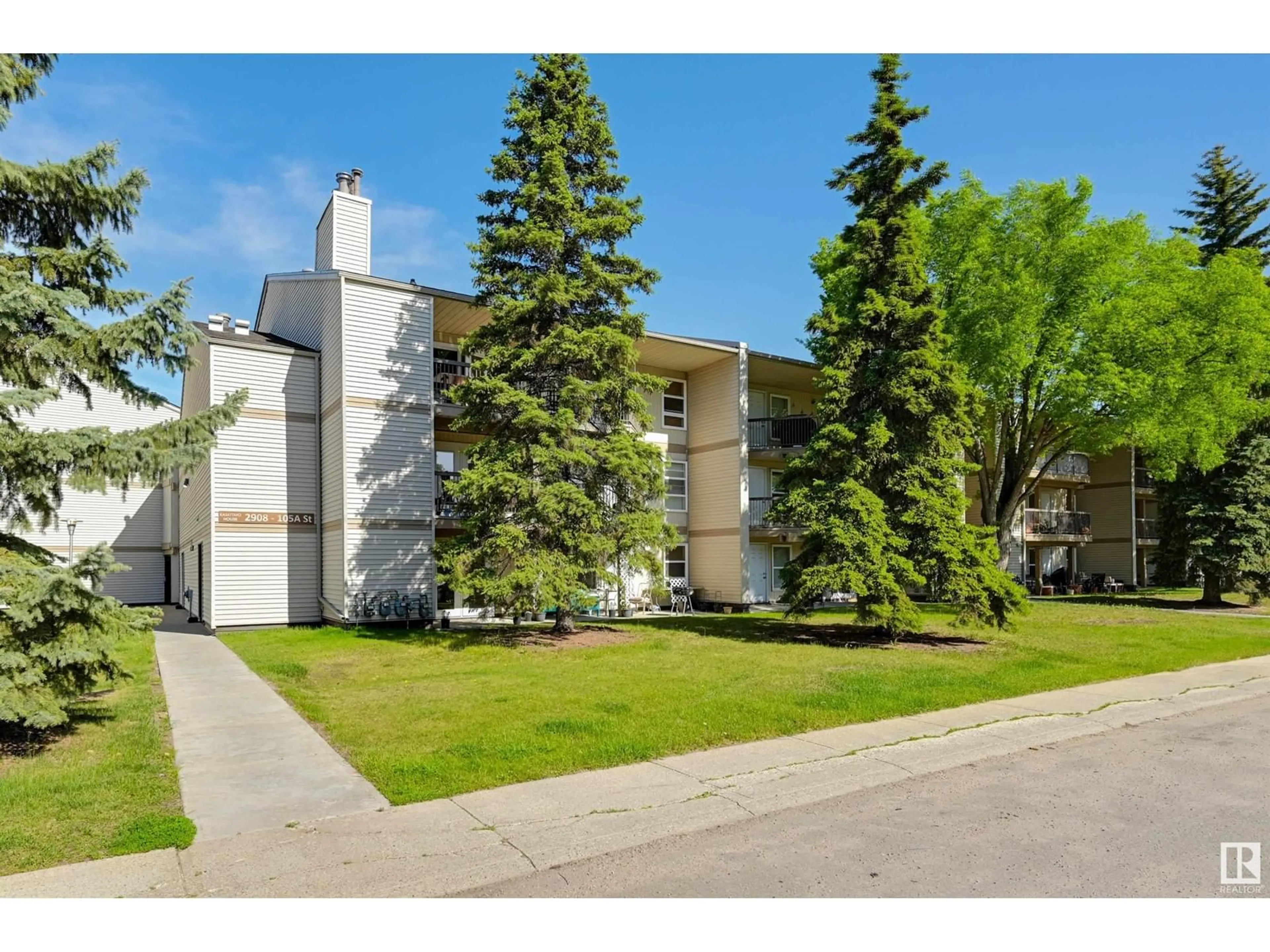 A pic from outside/outdoor area/front of a property/back of a property/a pic from drone, street for #301 - 2908 105A ST, Edmonton Alberta T6H3K2