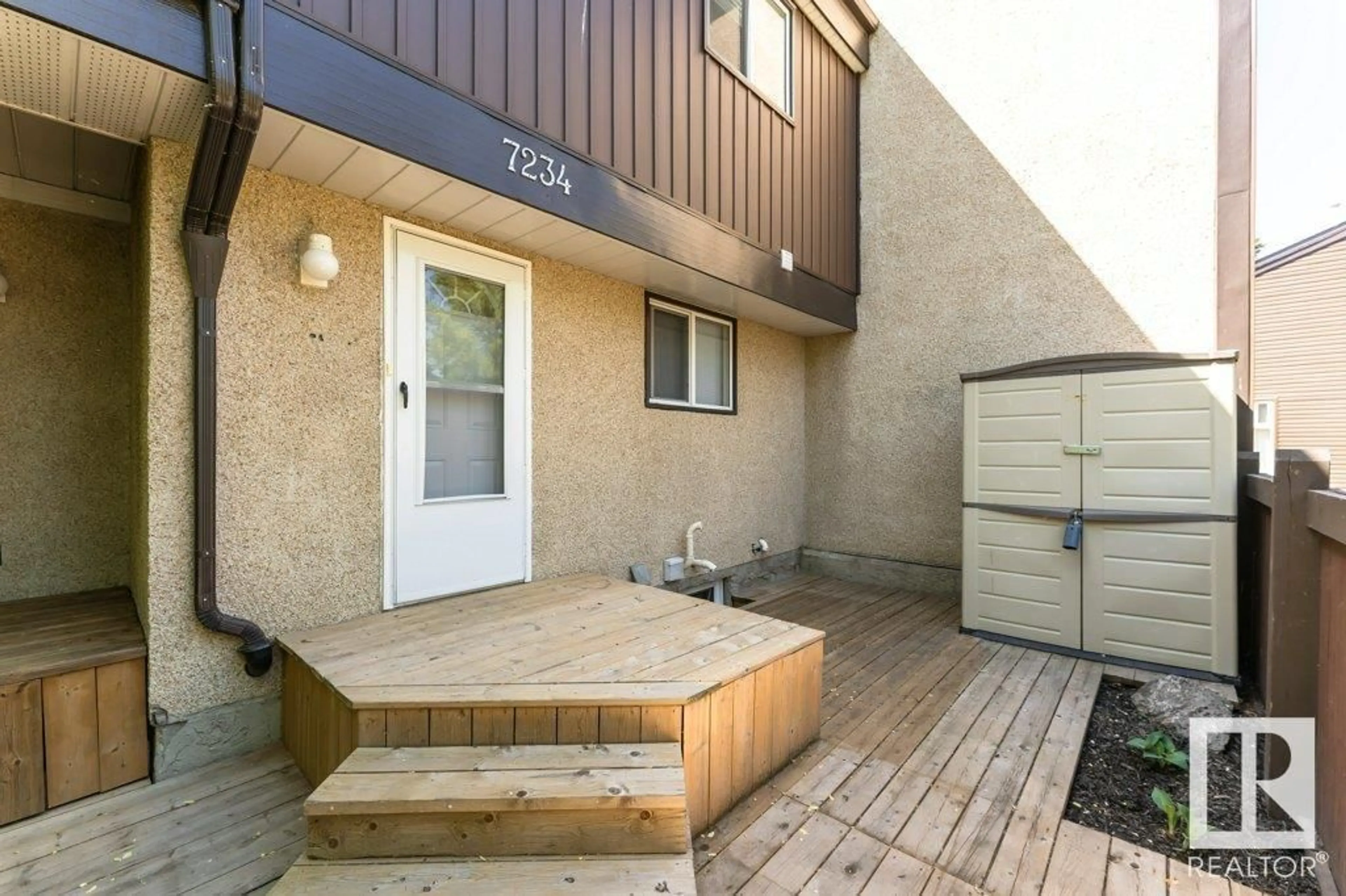 Patio, street for NW - 7234 178 ST, Edmonton Alberta T5T3E9