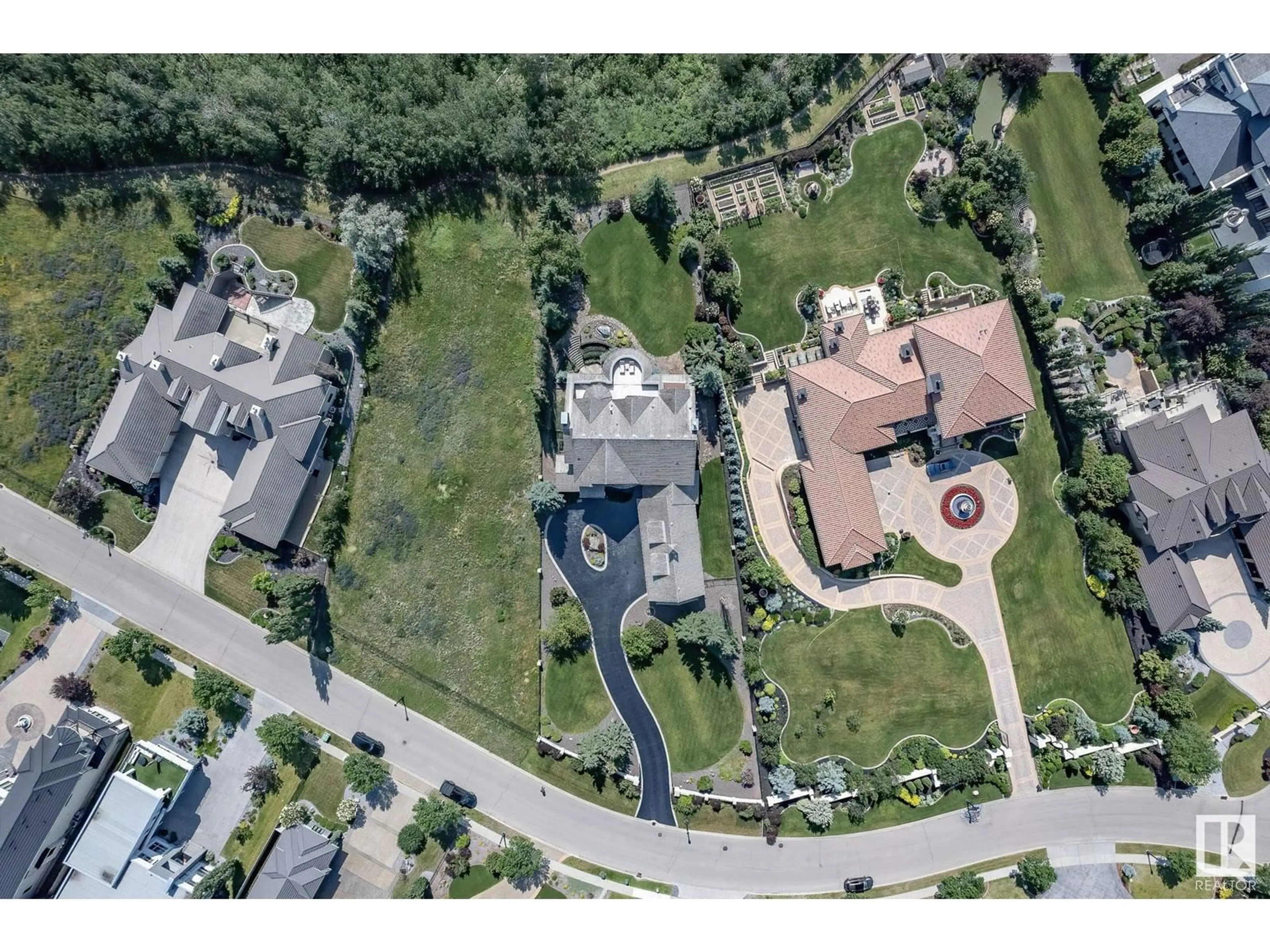A pic from outside/outdoor area/front of a property/back of a property/a pic from drone, street for 60 WINDERMERE DR, Edmonton Alberta T6W0S1