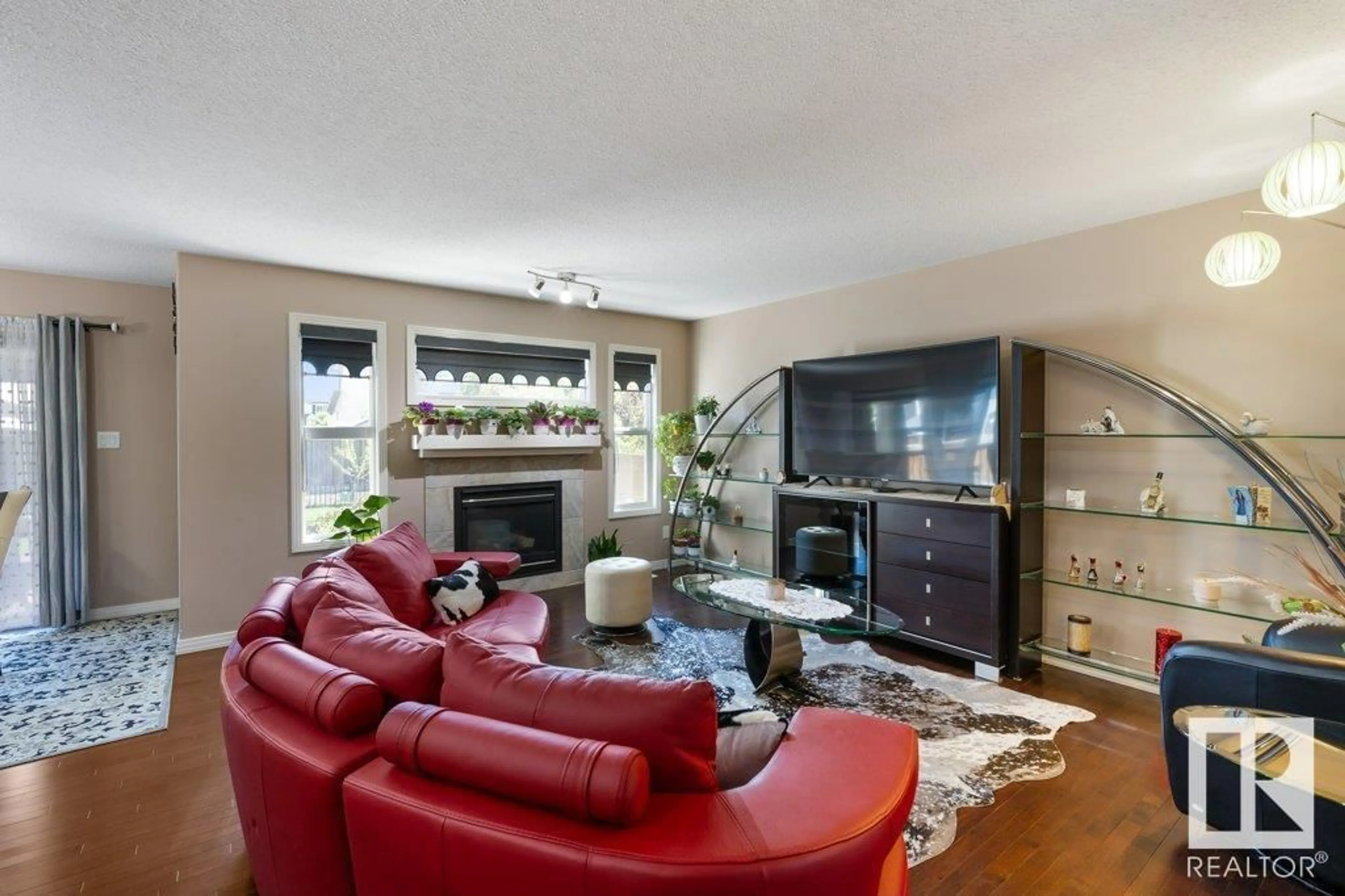 Living room with furniture, unknown for NW - 16023 138 ST, Edmonton Alberta T6V0E2