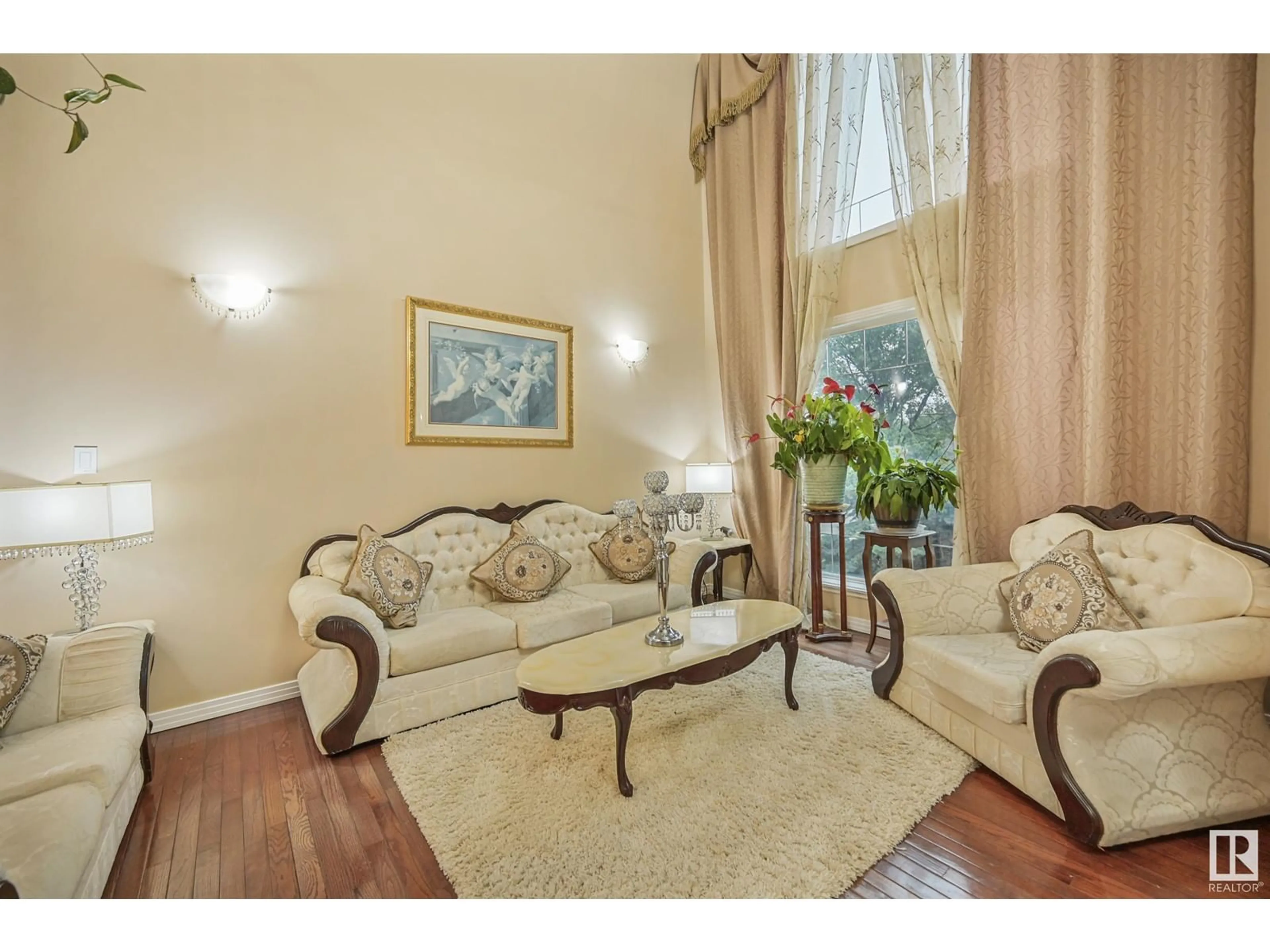 Living room with furniture, unknown for NW NW - 979 HOLLINGSWORTH BN, Edmonton Alberta T6R3G7