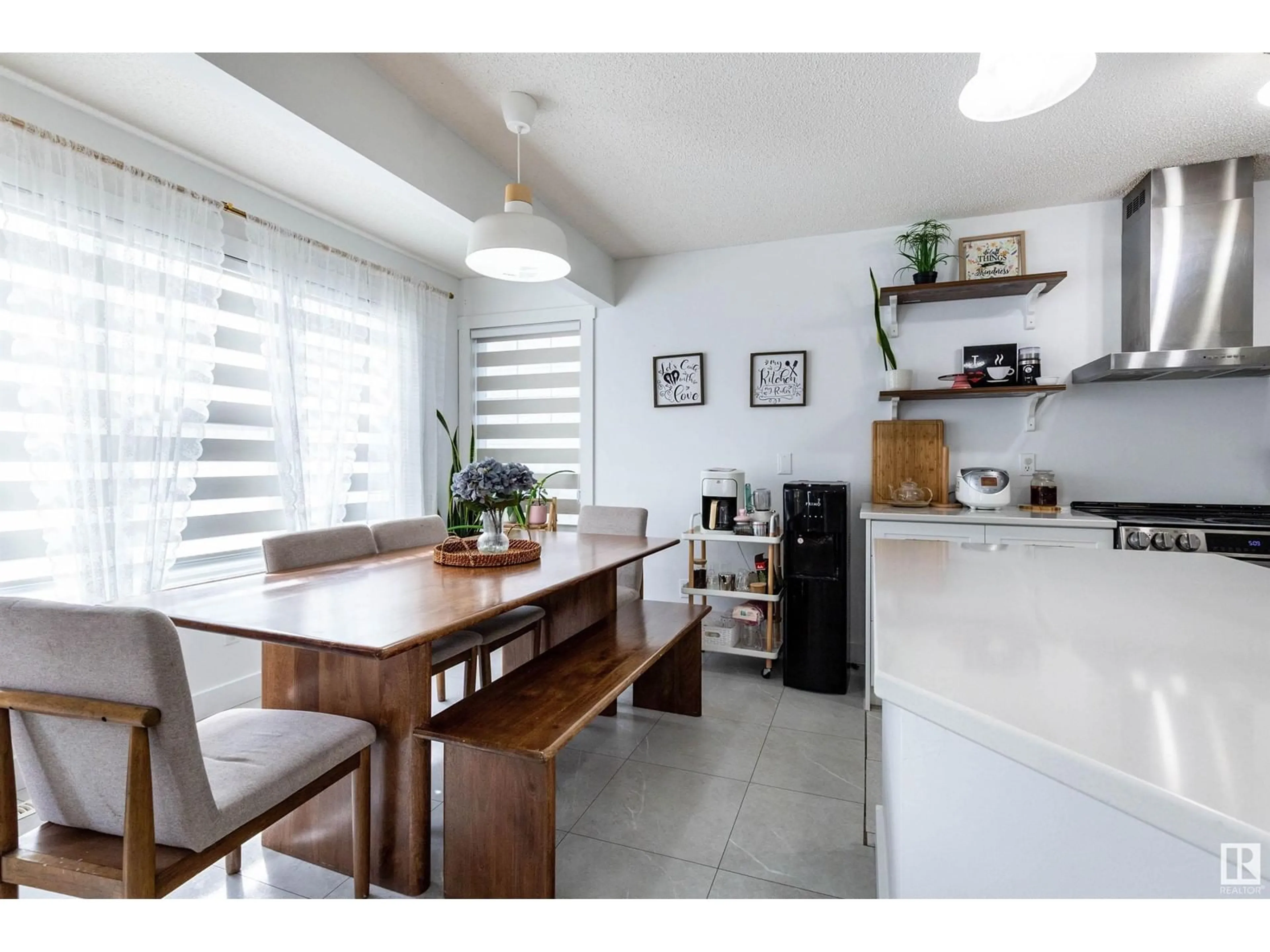 Open concept kitchen, unknown for 1814 MELROSE CRESCENT, Edmonton Alberta T6W1V5