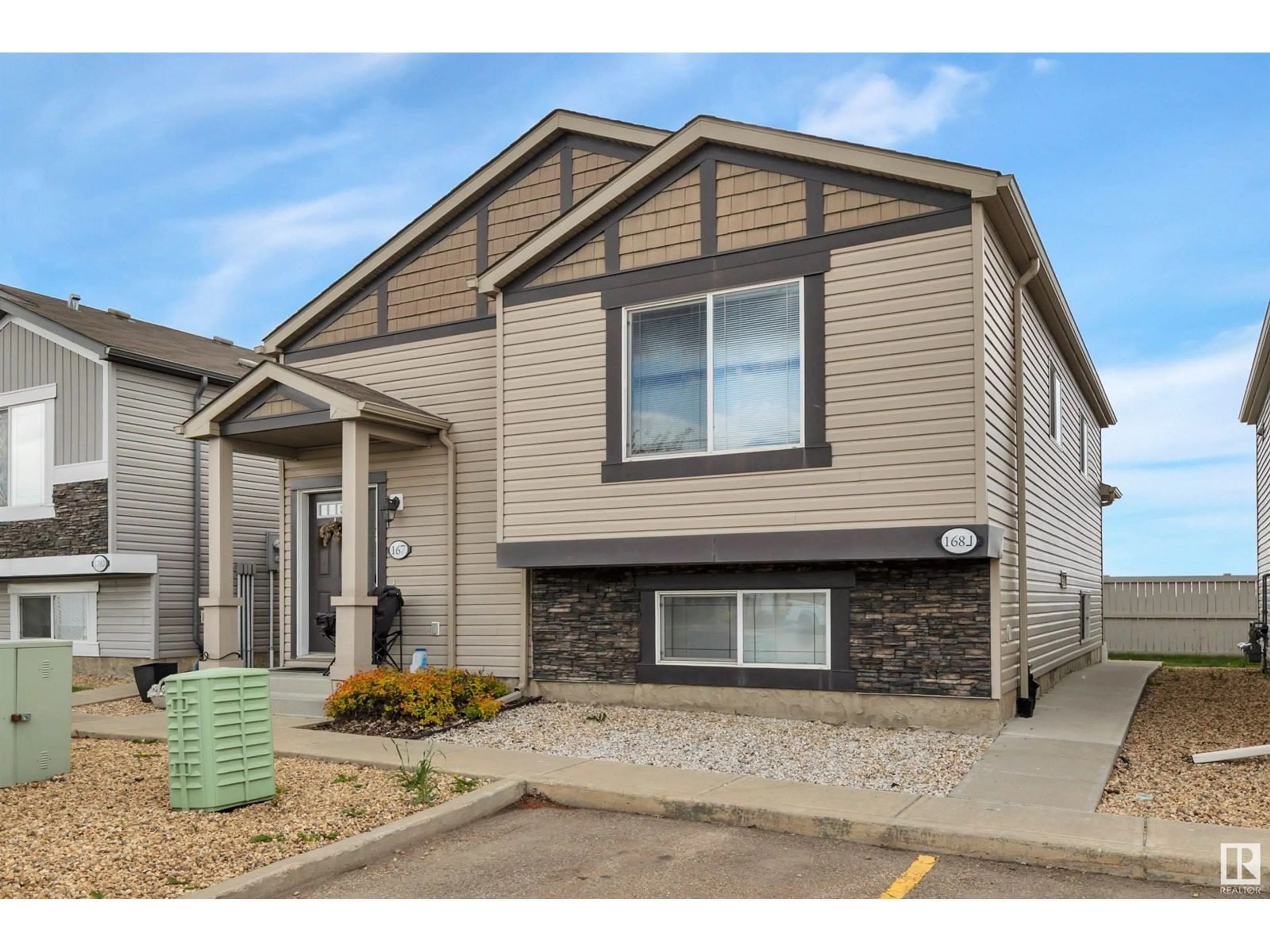 Home with vinyl exterior material, street for #167/168 - 142 SELKIRK PL, Leduc Alberta T9E0M9