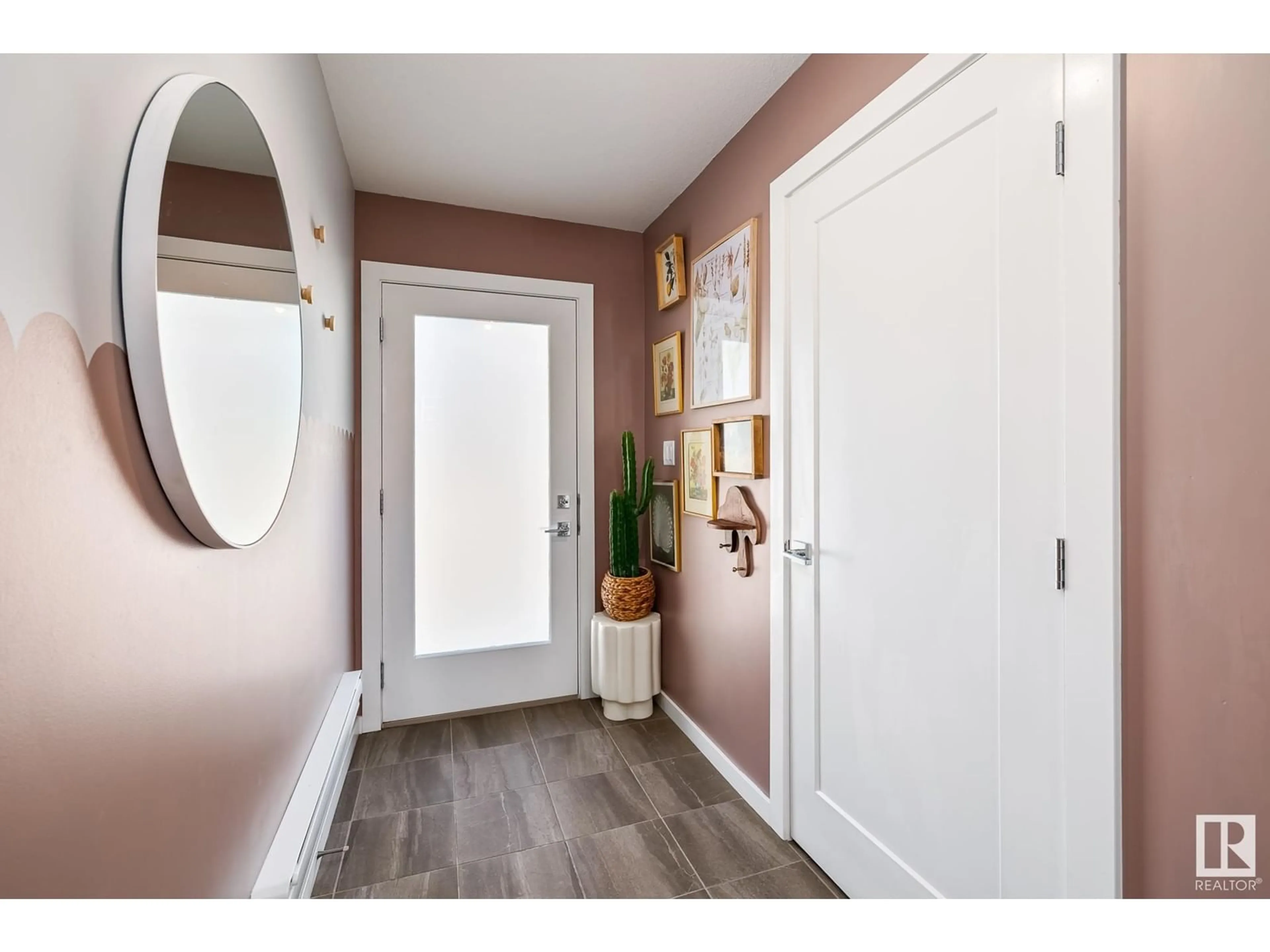 Indoor entryway for #122 - 1304 RUTHERFORD RD, Edmonton Alberta T6W0B4
