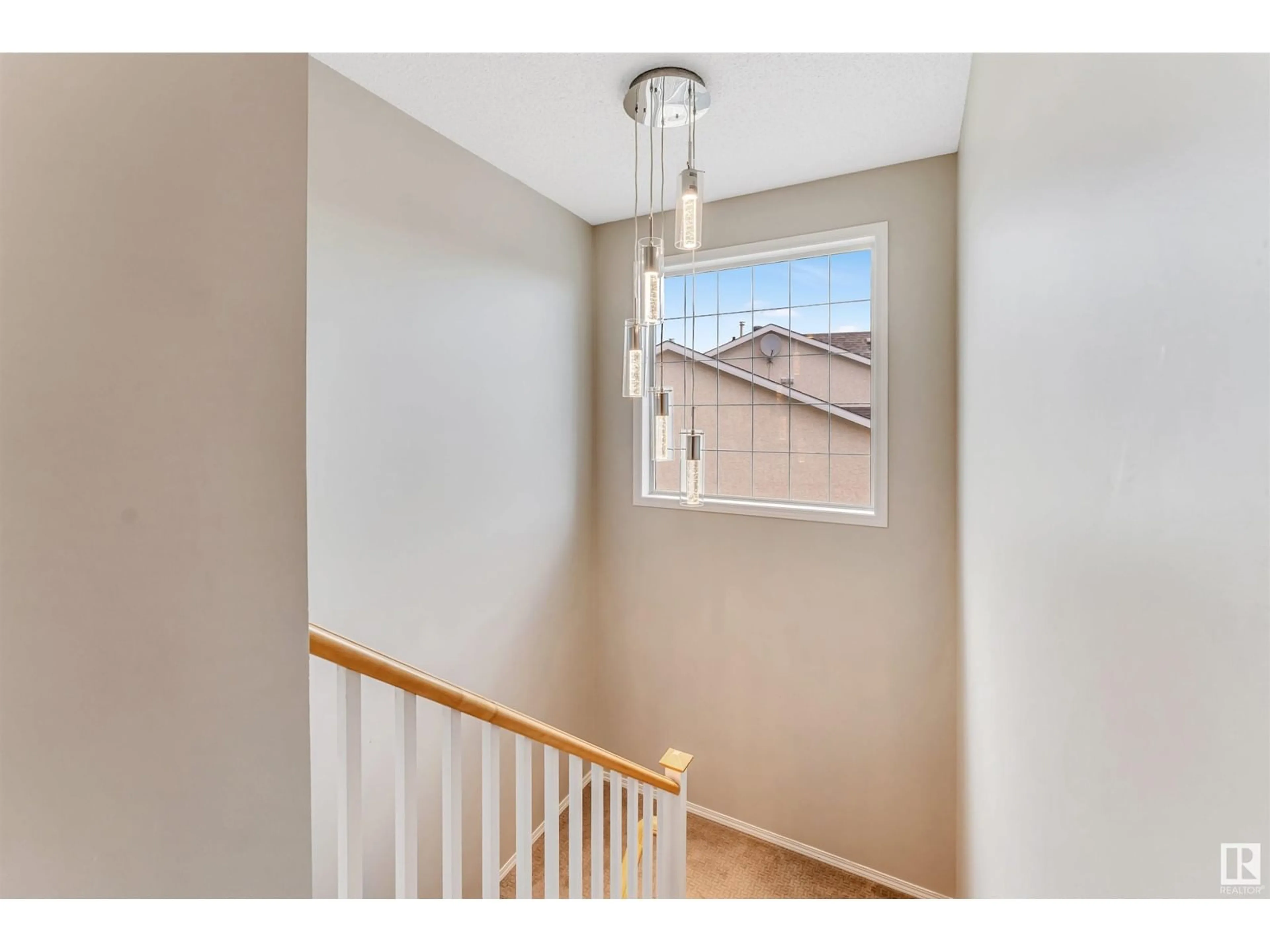 Indoor entryway for #28 - 11717 9B AV, Edmonton Alberta T6J7B7