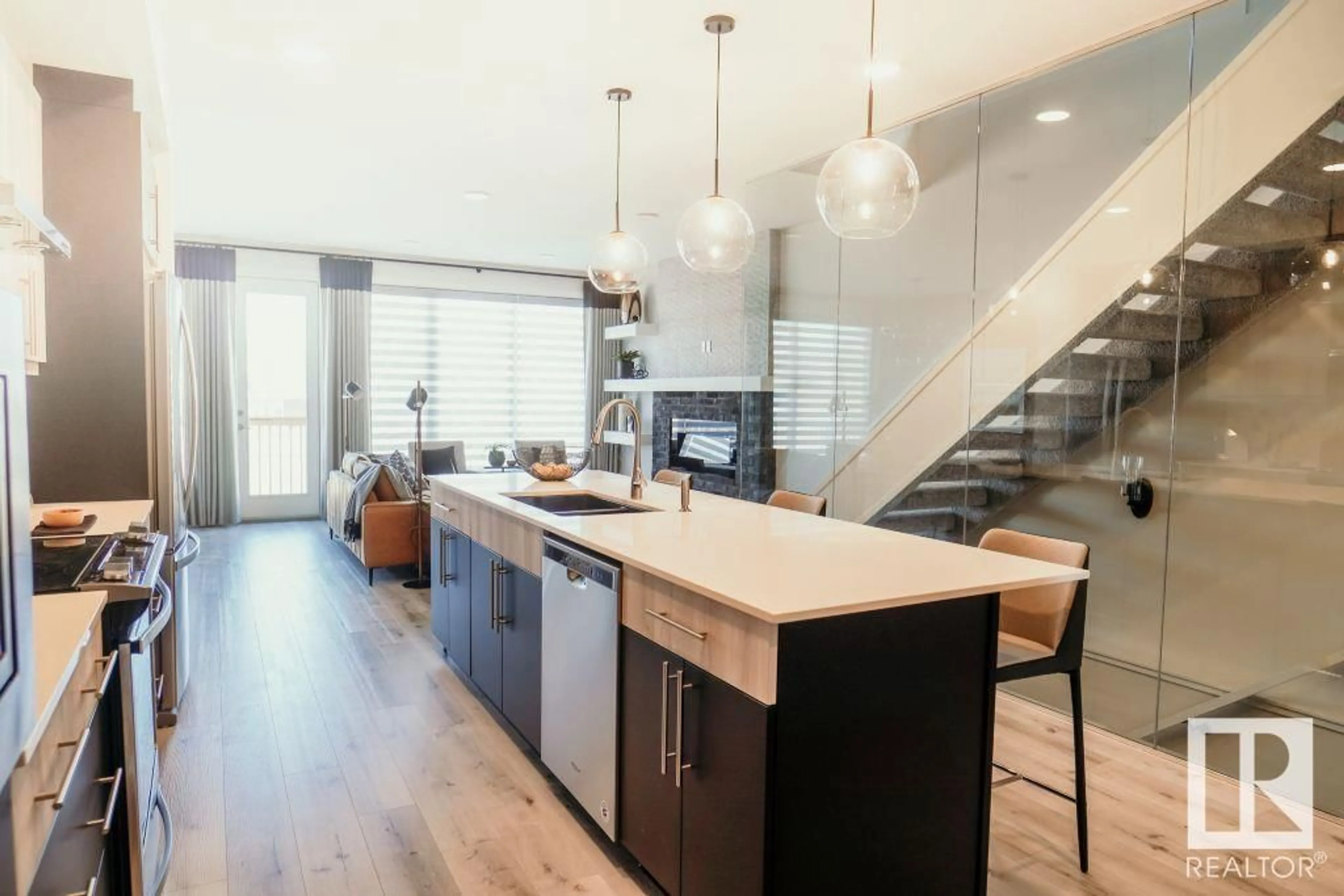 Open concept kitchen, wood/laminate floor for 56 RIVERHILL CR, St. Albert Alberta T8N7X4