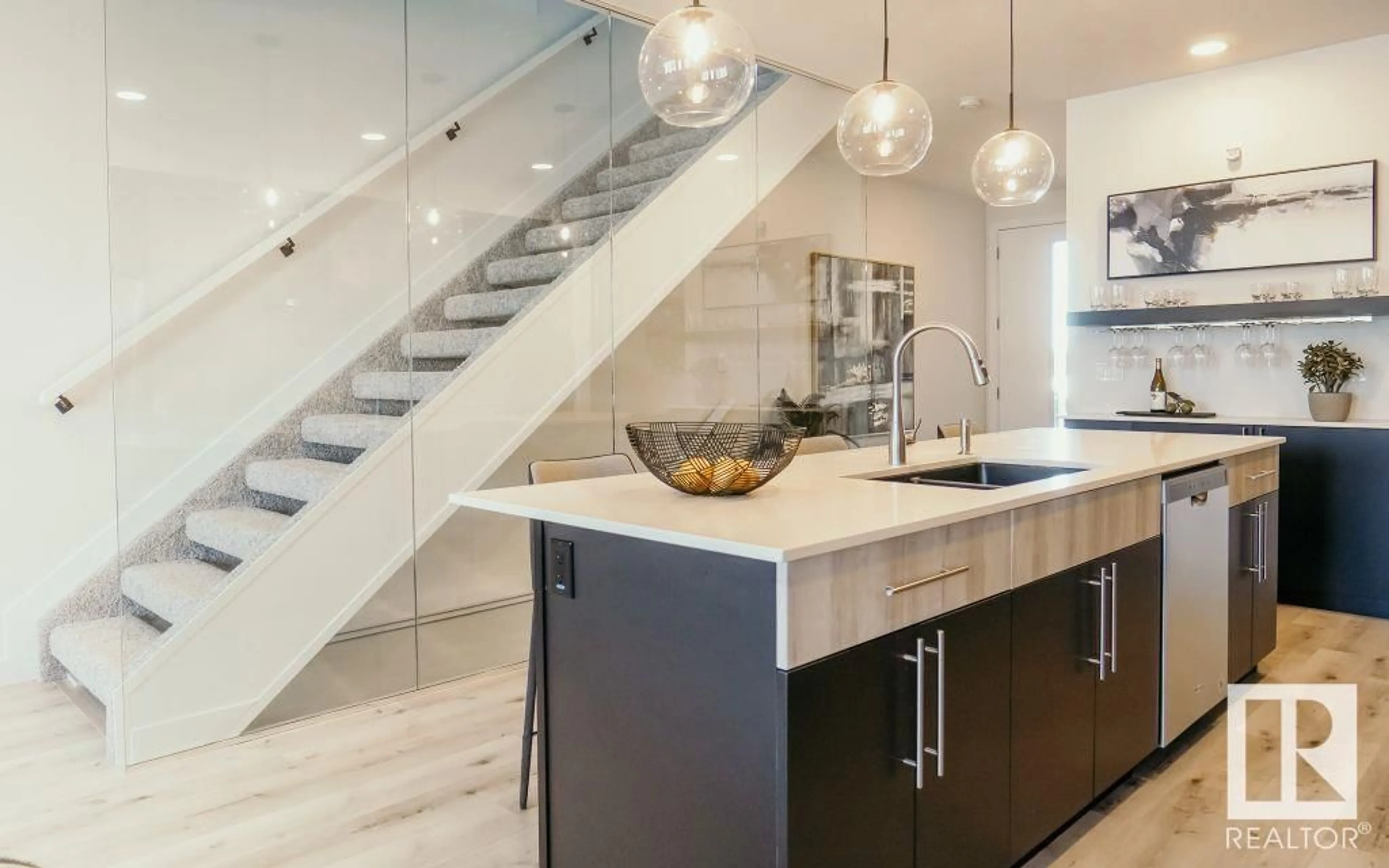 Contemporary kitchen, unknown for 56 RIVERHILL CR, St. Albert Alberta T8N7X4