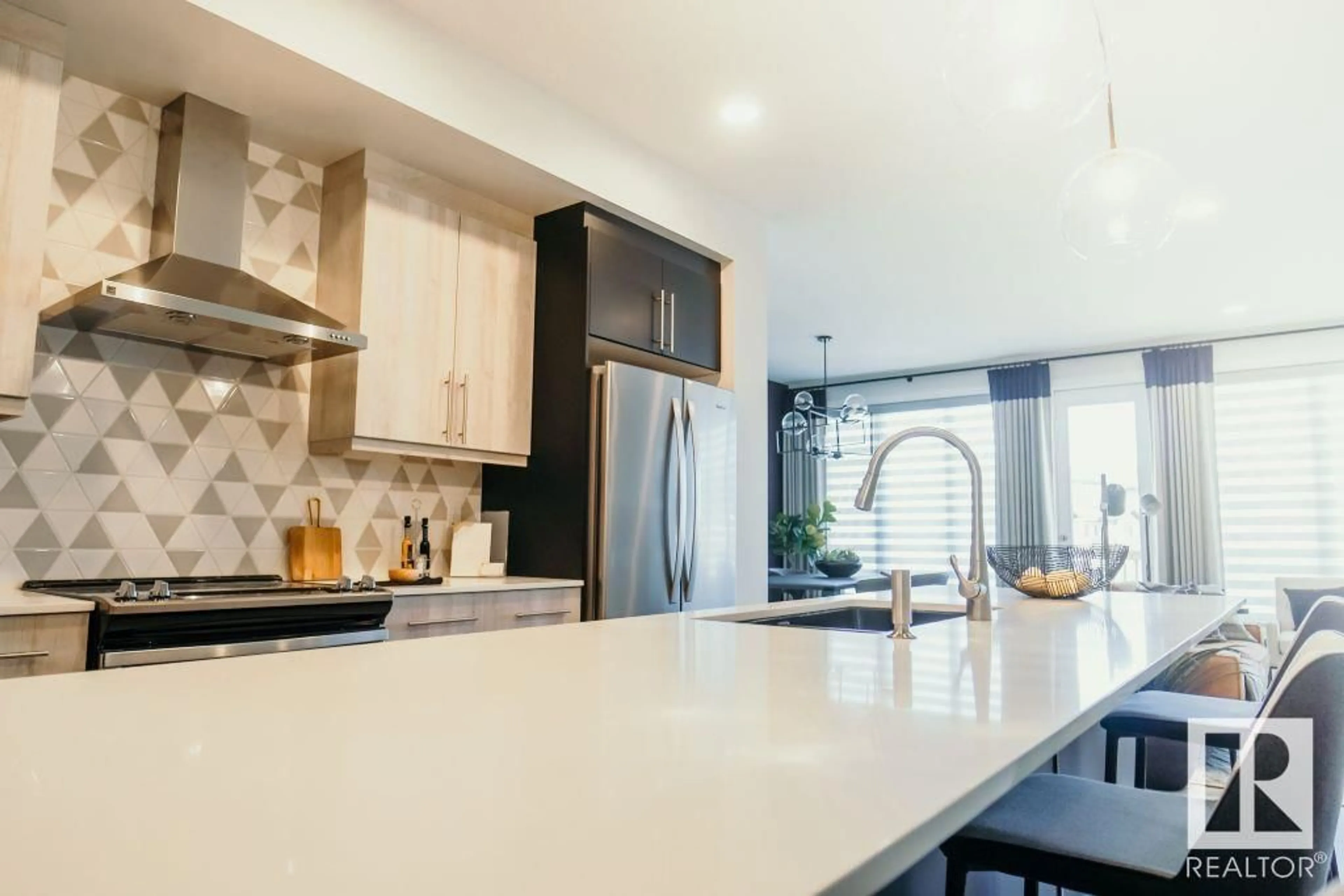 Open concept kitchen, ceramic/tile floor for 56 RIVERHILL CR, St. Albert Alberta T8N7X4