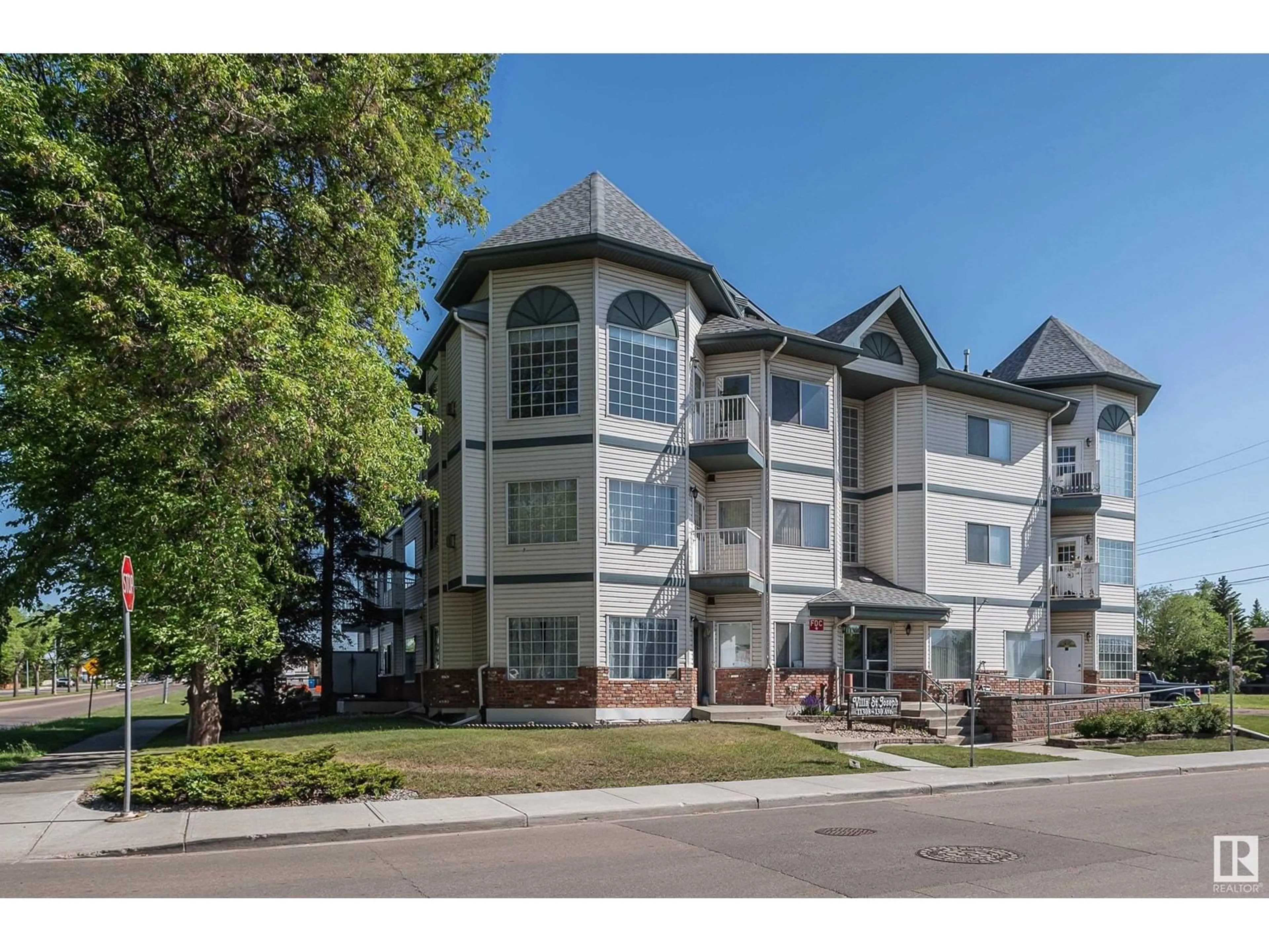 Unknown for #101 - 11308 130 AV, Edmonton Alberta T5E6L2