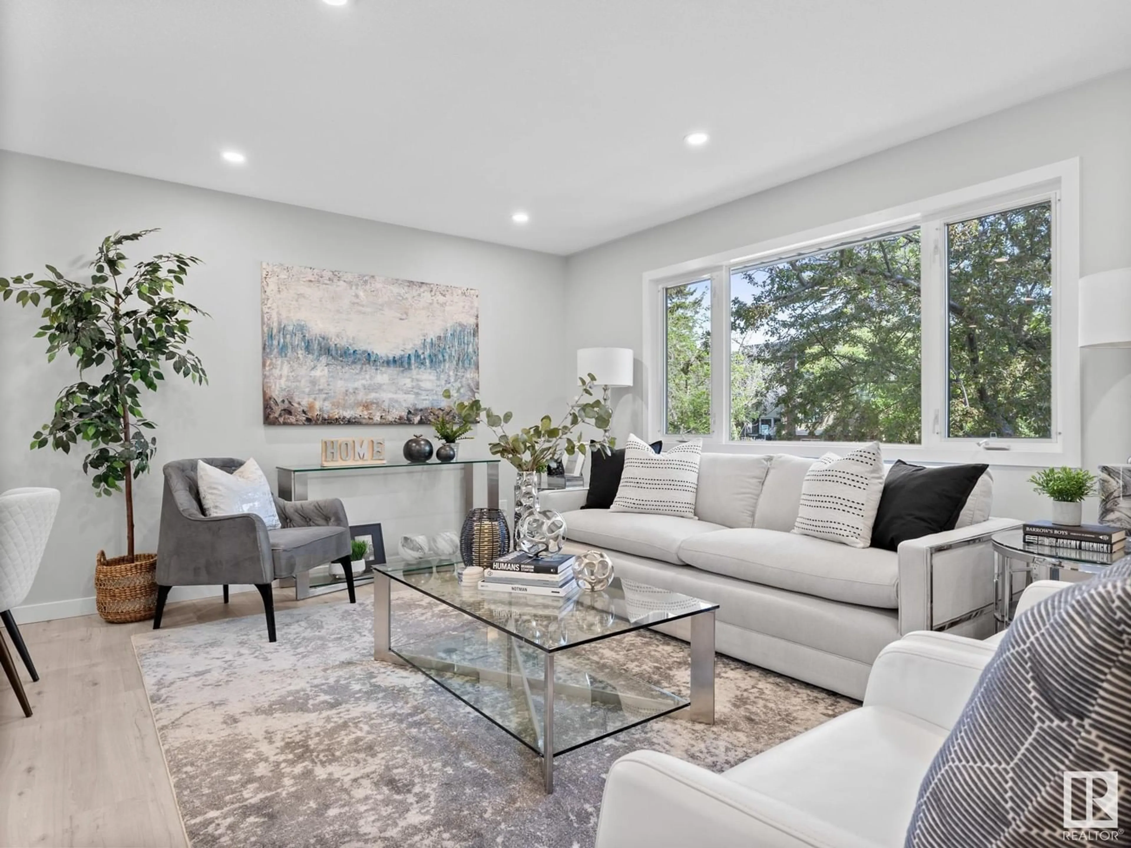 Living room with furniture, unknown for 9 GAINSBOROUGH AV, St. Albert Alberta T8N0W3