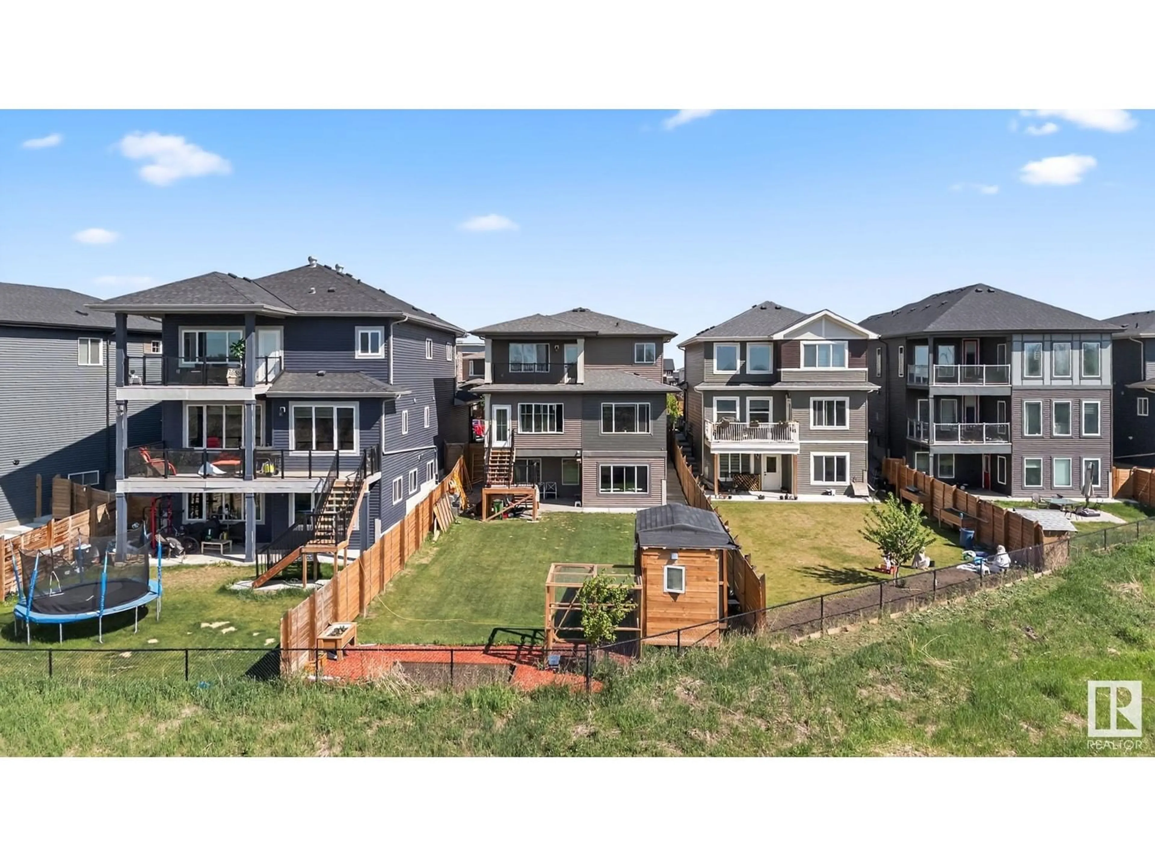 A pic from outside/outdoor area/front of a property/back of a property/a pic from drone, mountain view for 4119 7 AV, Edmonton Alberta T6X2J2
