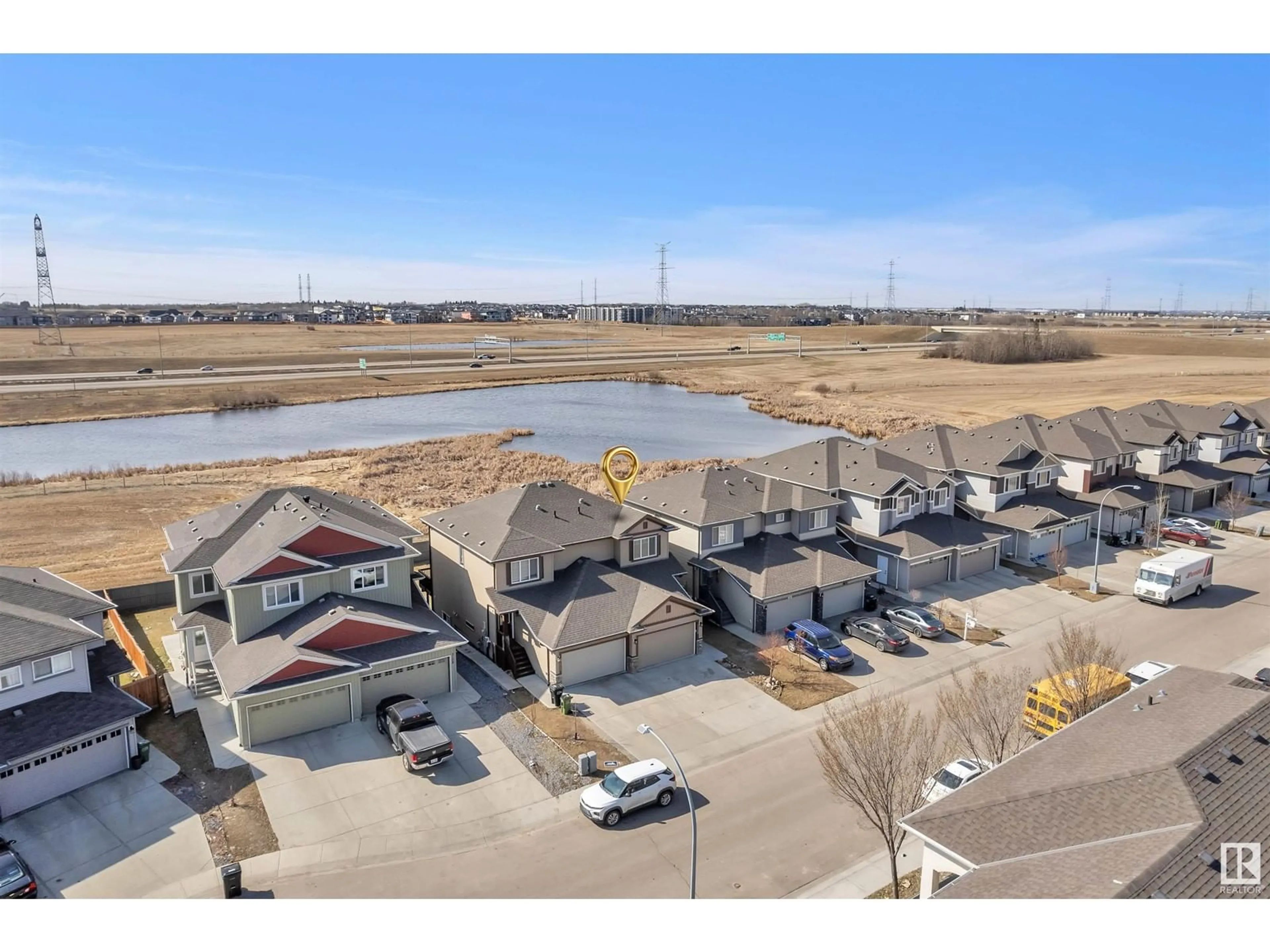 A pic from outside/outdoor area/front of a property/back of a property/a pic from drone, water/lake/river/ocean view for 3113 11 AV, Edmonton Alberta T6T2M7