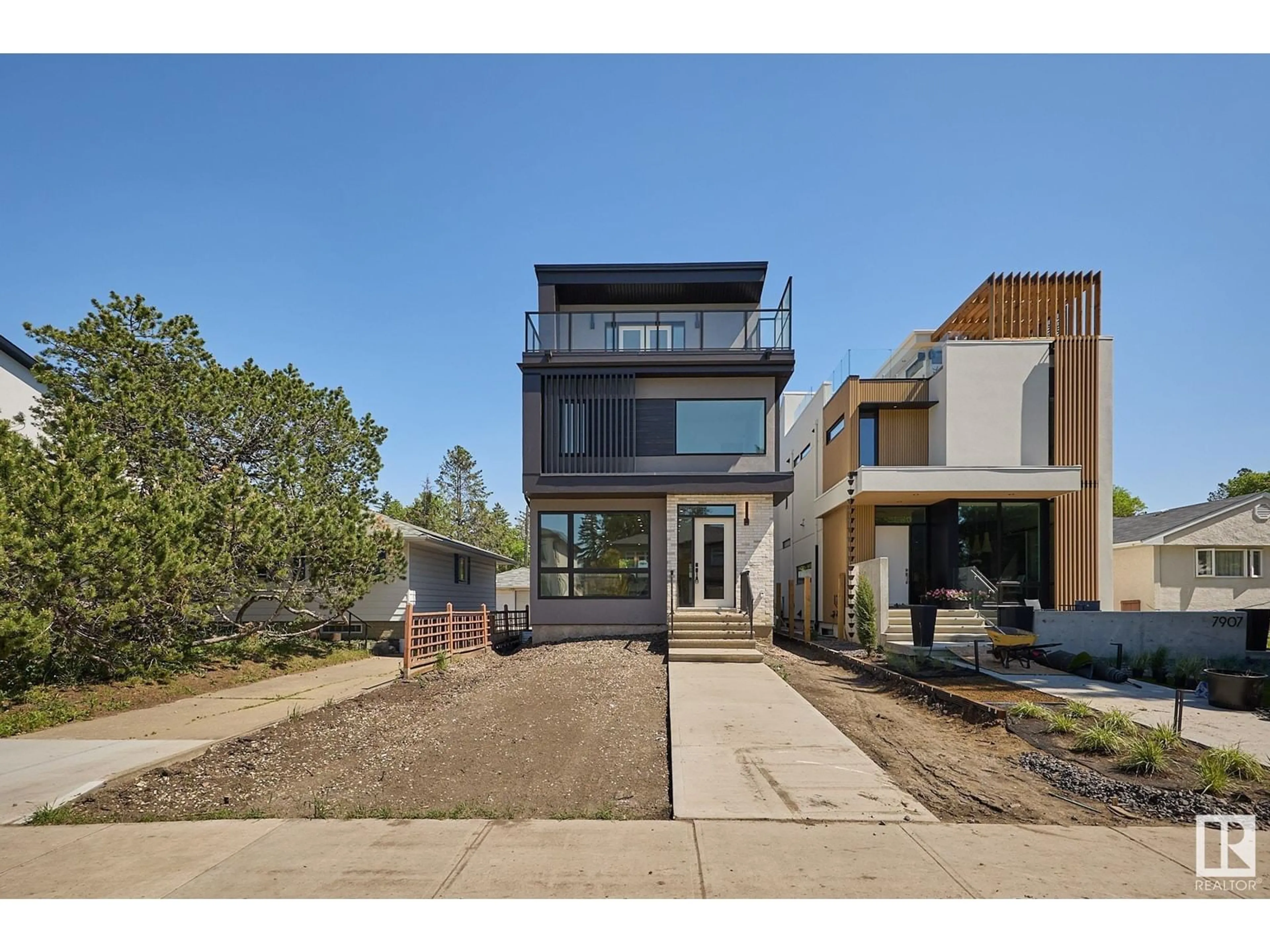 Unknown for NW - 7909 119 ST, Edmonton Alberta T6G1W6