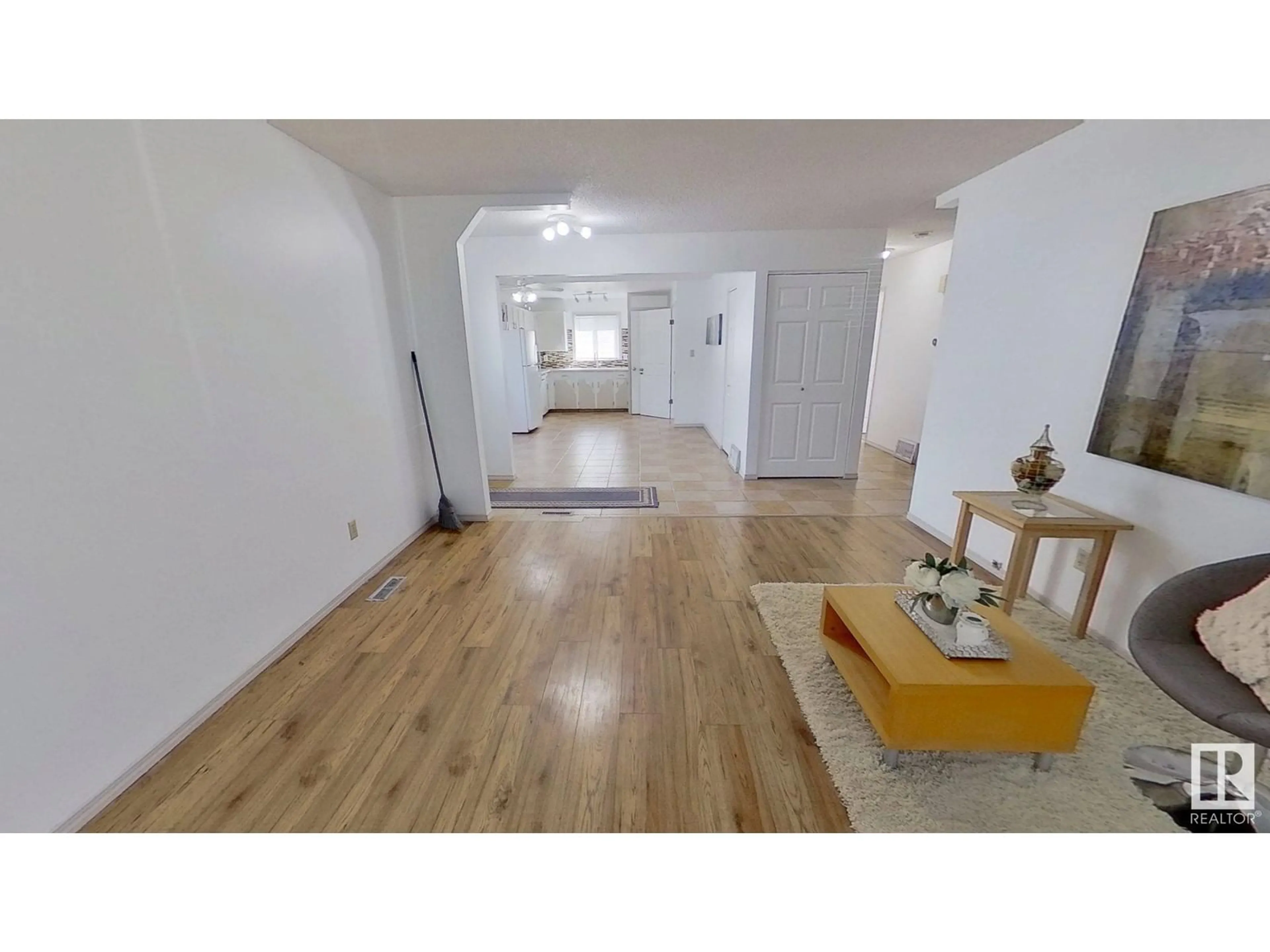 A pic of a room for 4109 38 ST, Edmonton Alberta T6L5E5
