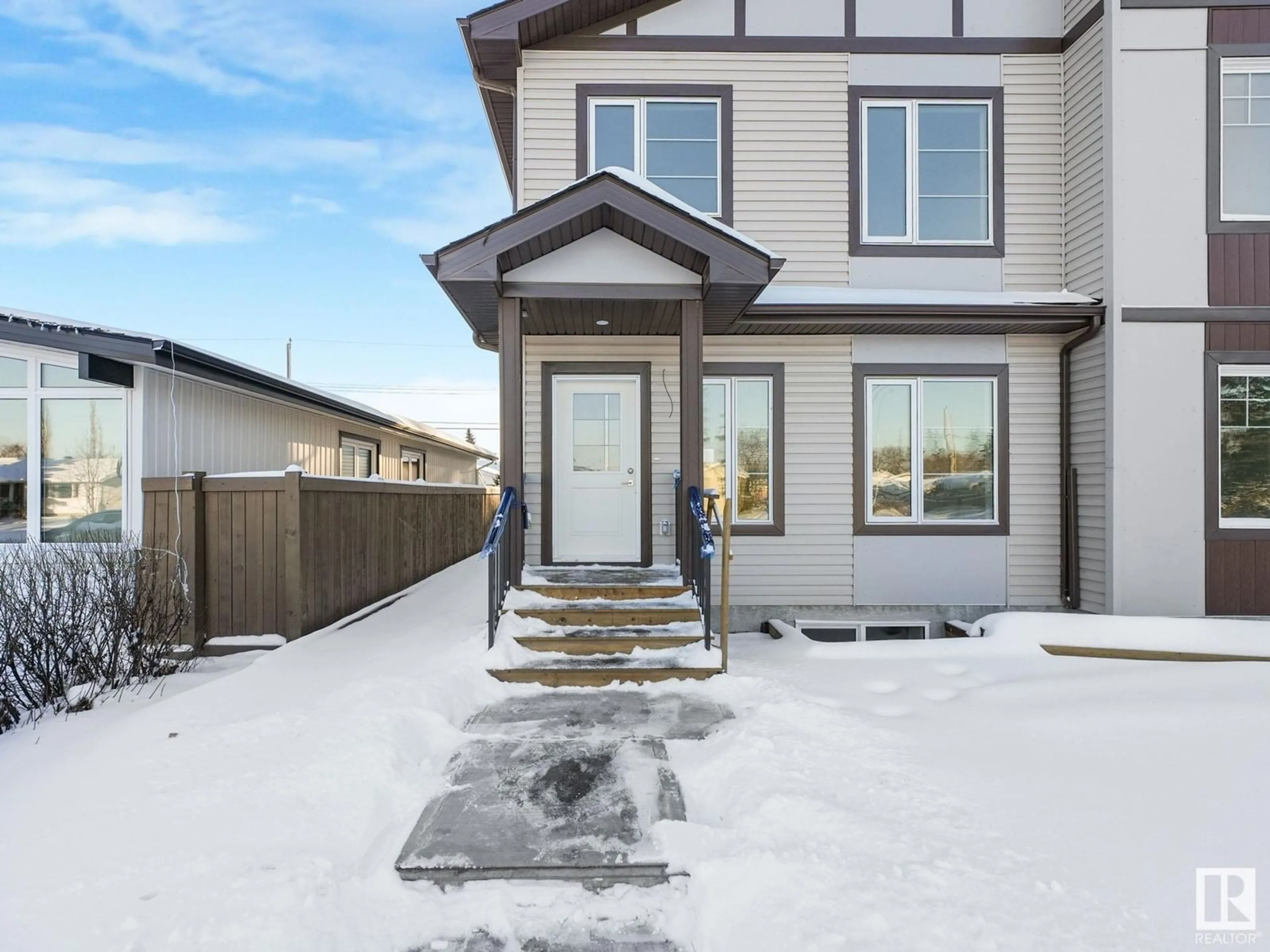 Unknown for 7119 93 AV, Edmonton Alberta T6B0W7