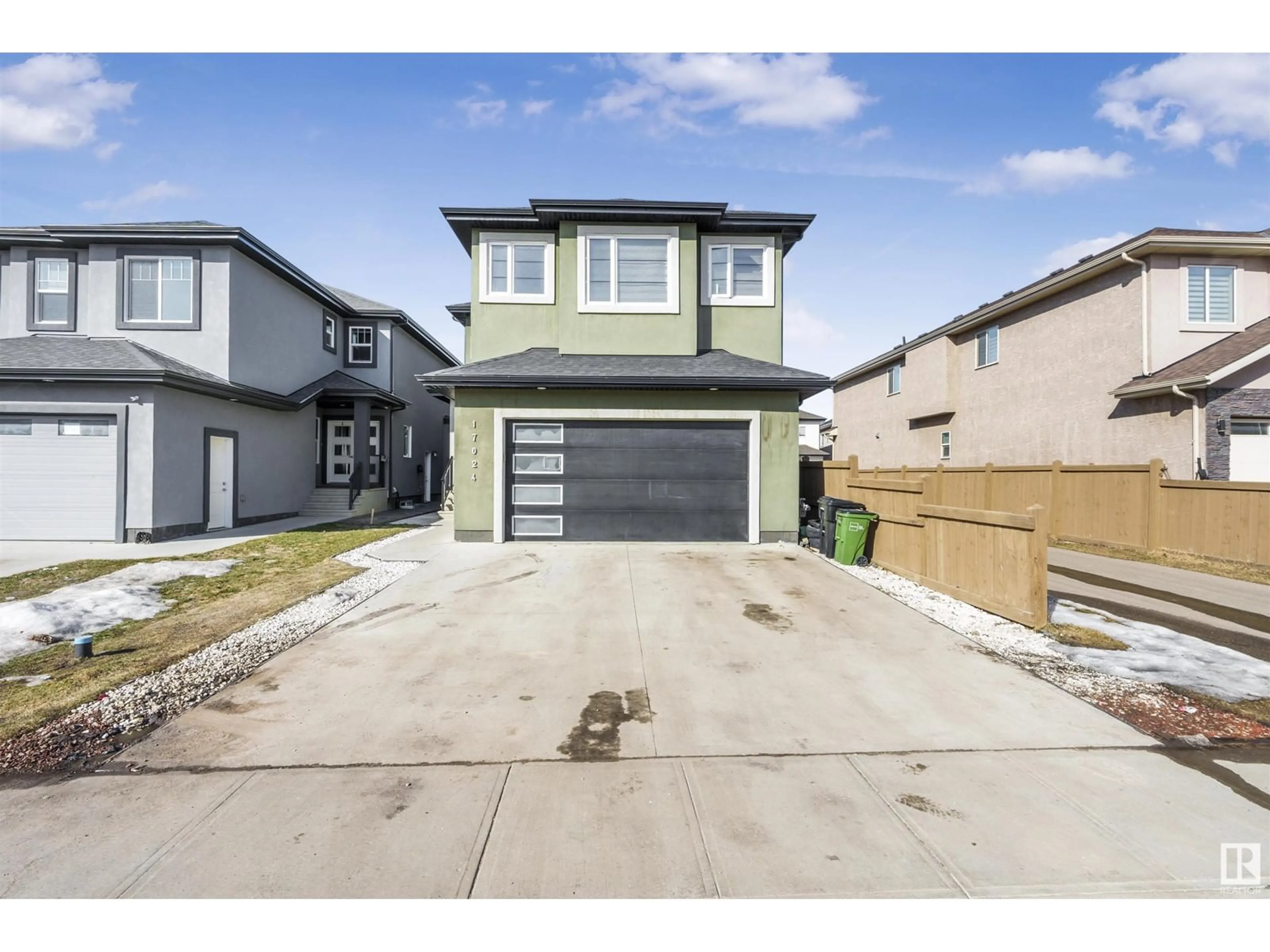 Unknown for NW - 17024 62 ST, Edmonton Alberta T5Y3S4