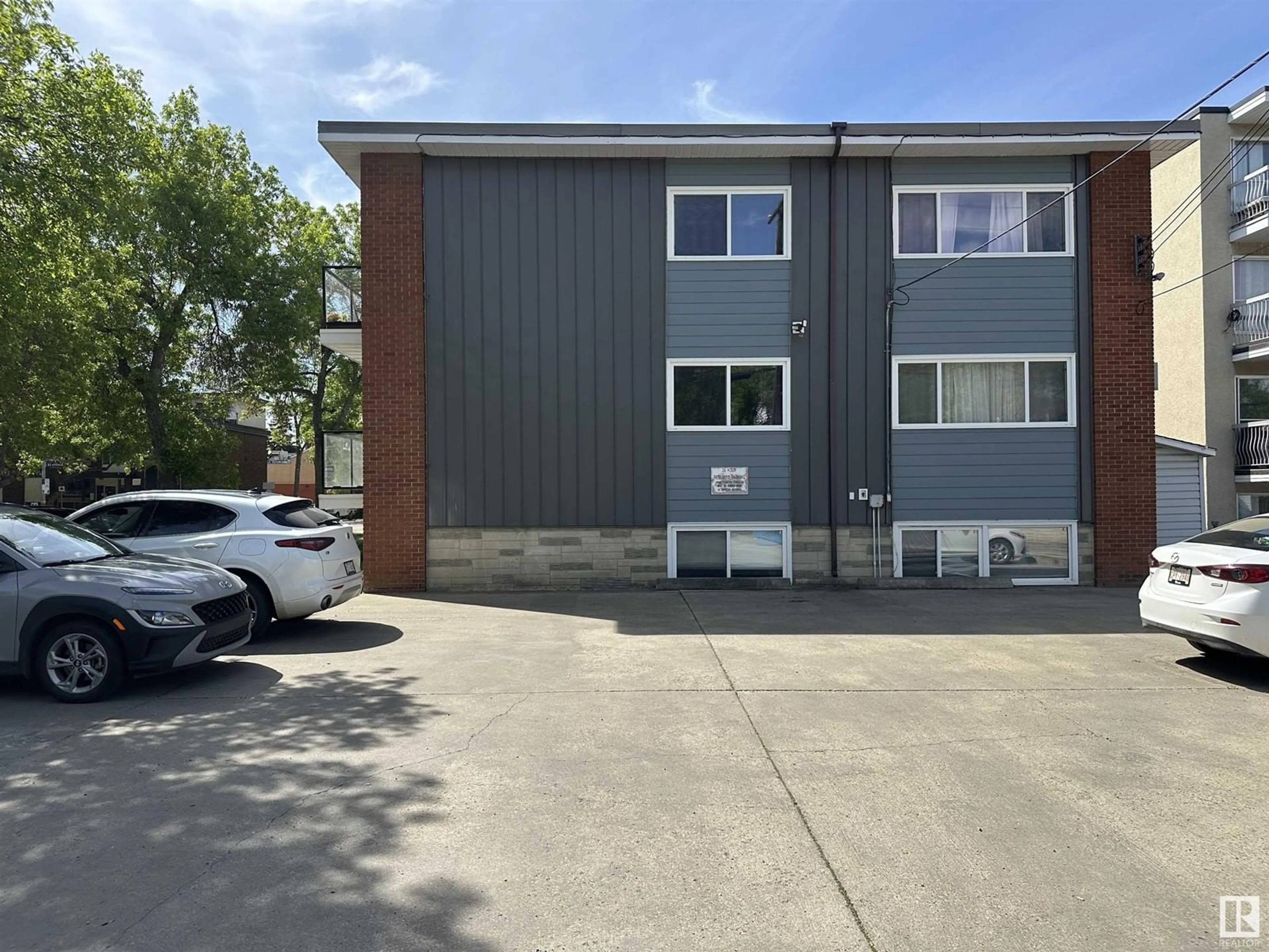 A pic from outside/outdoor area/front of a property/back of a property/a pic from drone, building for #2 - 8304 107 ST, Edmonton Alberta T6E4K7