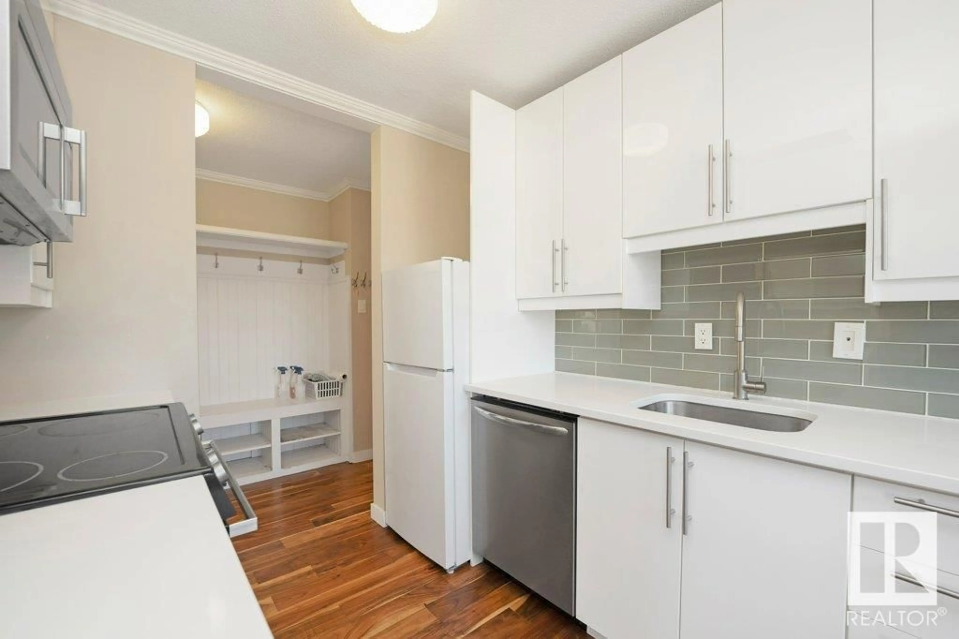 Standard kitchen, wood/laminate floor for #203 - 10540 80 AV, Edmonton Alberta T6E1V3