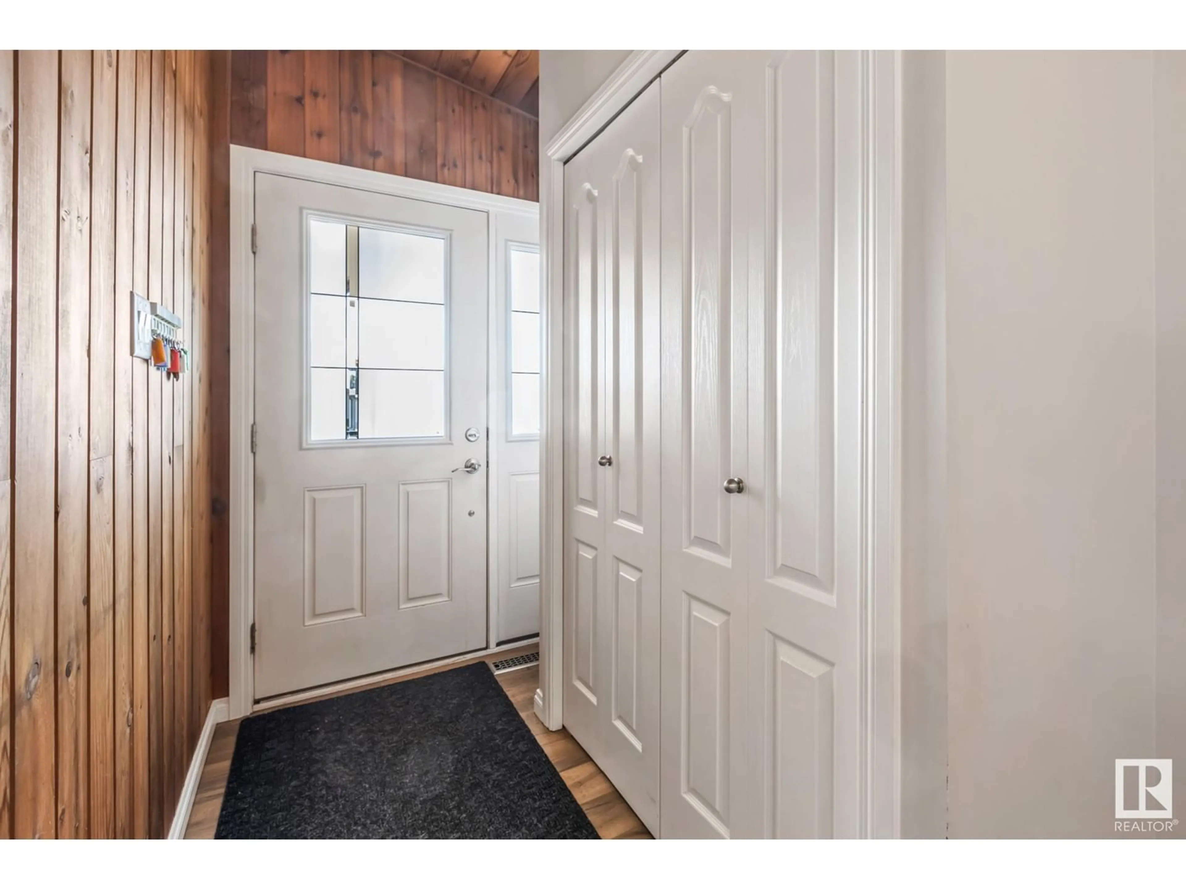 Indoor entryway for NW - 15020 96 ST, Edmonton Alberta T5E4B1