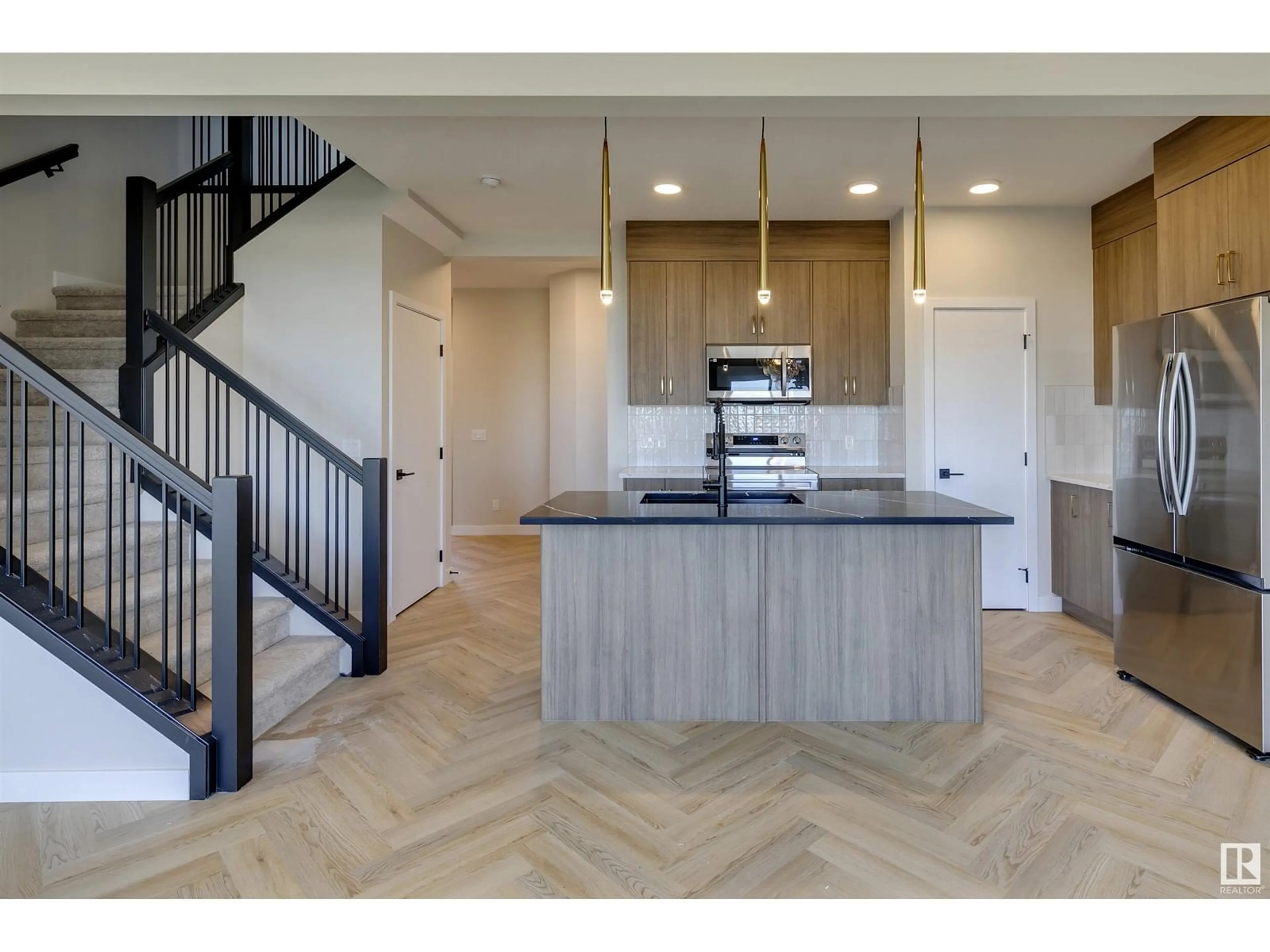 Open concept kitchen, unknown for 31 CHARTRES CL, St. Albert Alberta T8T2C9