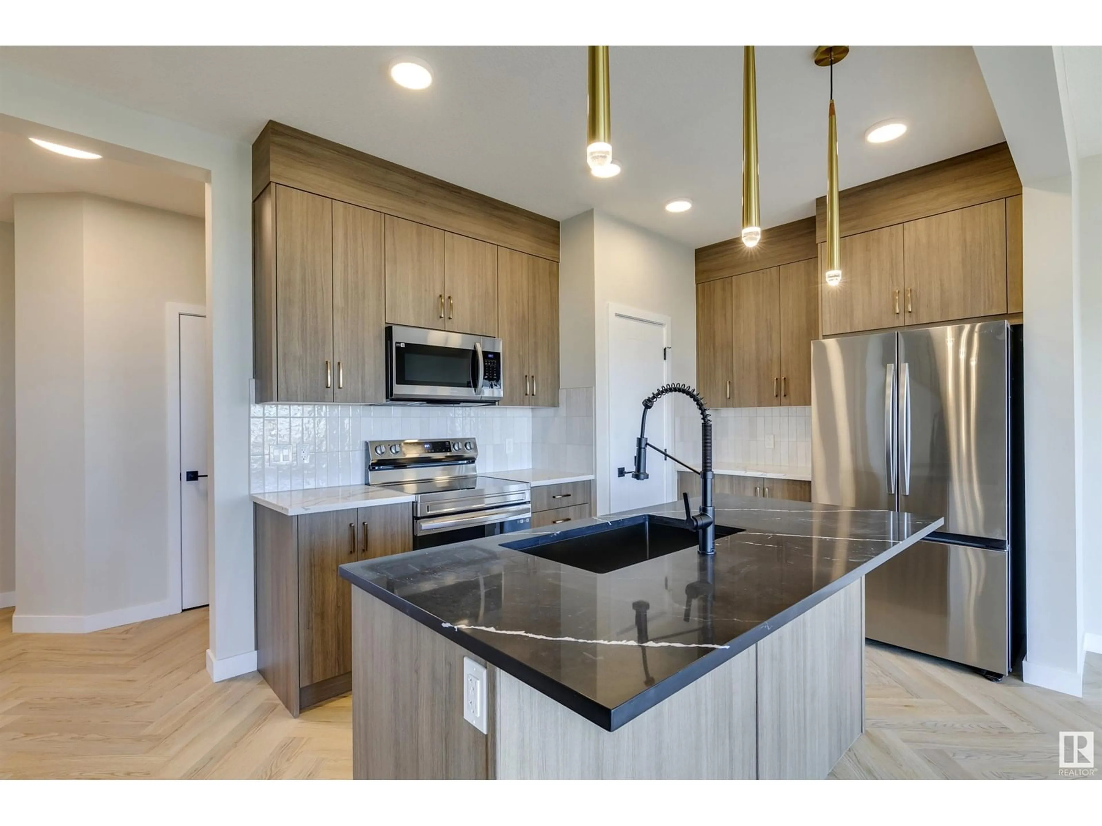 Open concept kitchen, unknown for 31 CHARTRES CL, St. Albert Alberta T8T2C9