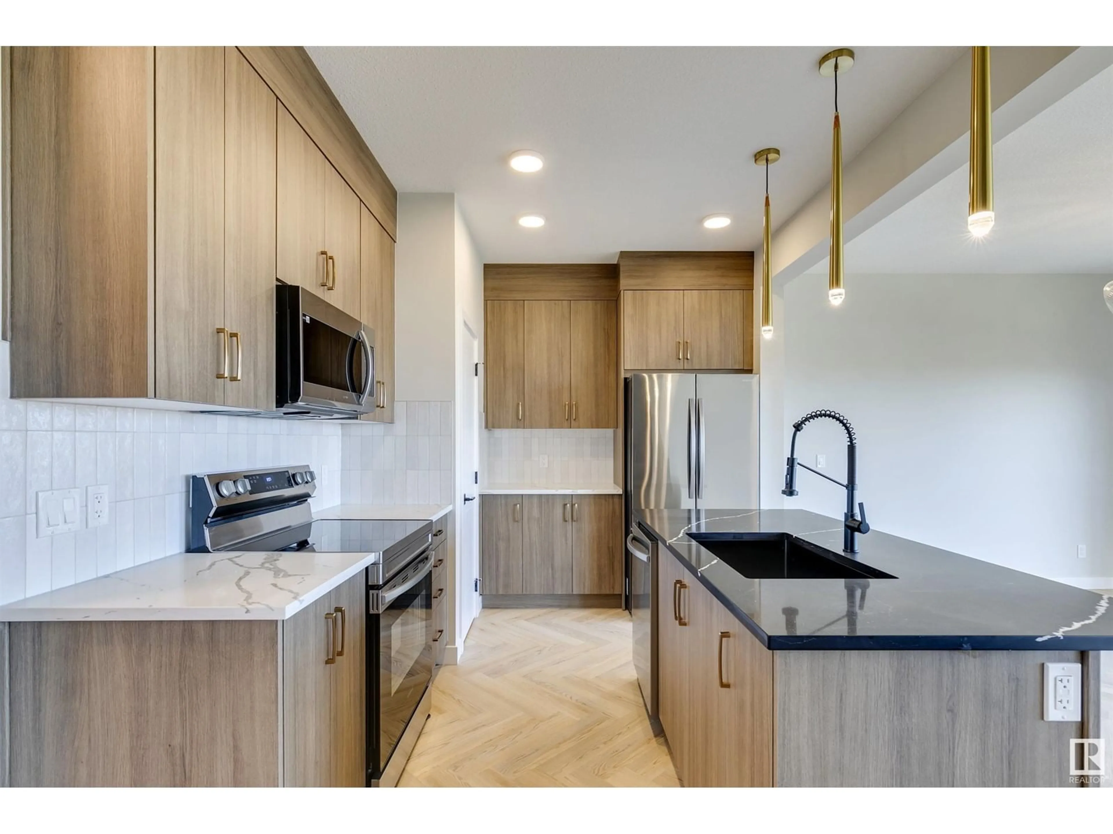 Open concept kitchen, unknown for 31 CHARTRES CL, St. Albert Alberta T8T2C9
