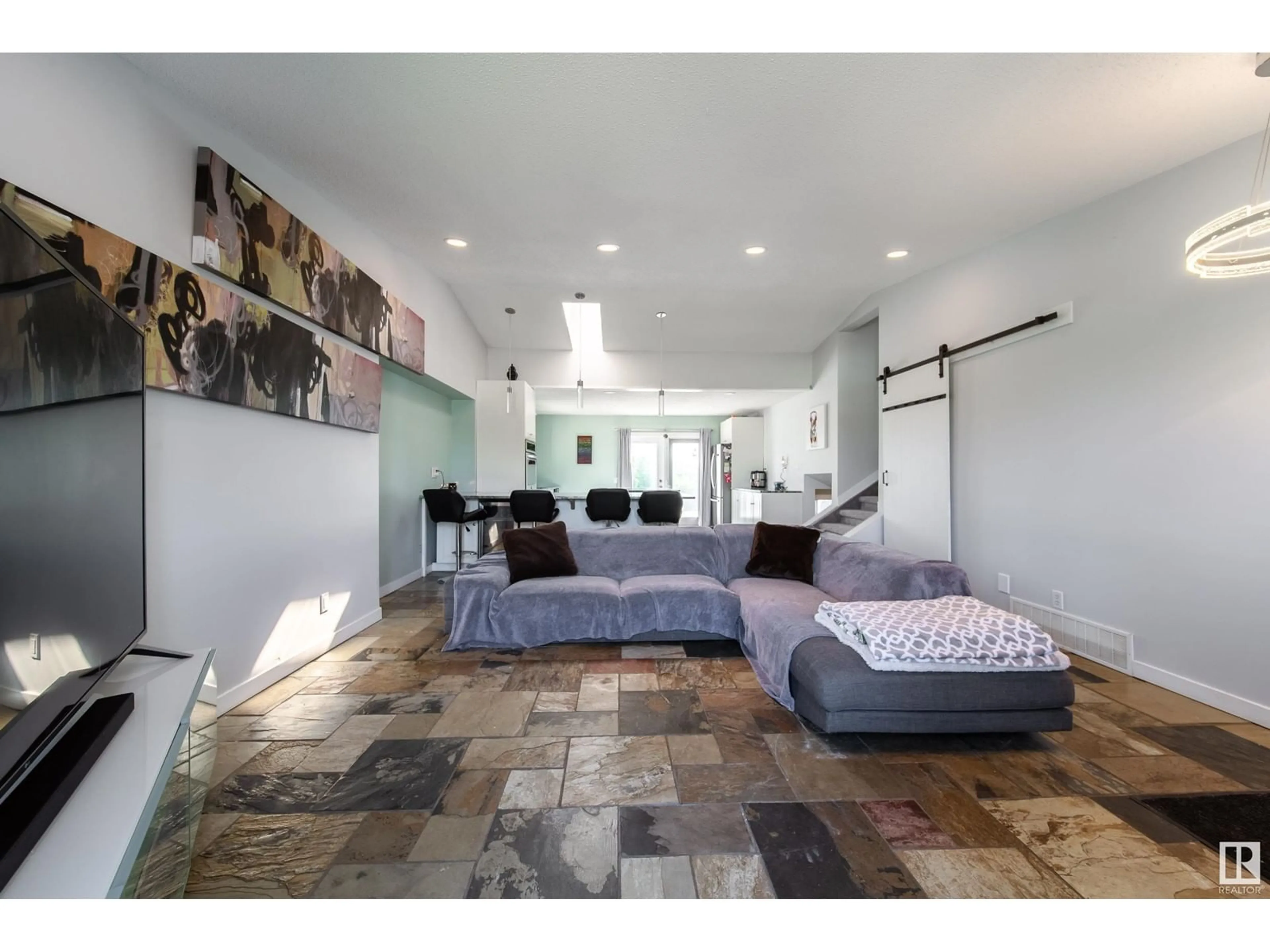 Unknown for NW - 7415 190A ST, Edmonton Alberta T5T5T2
