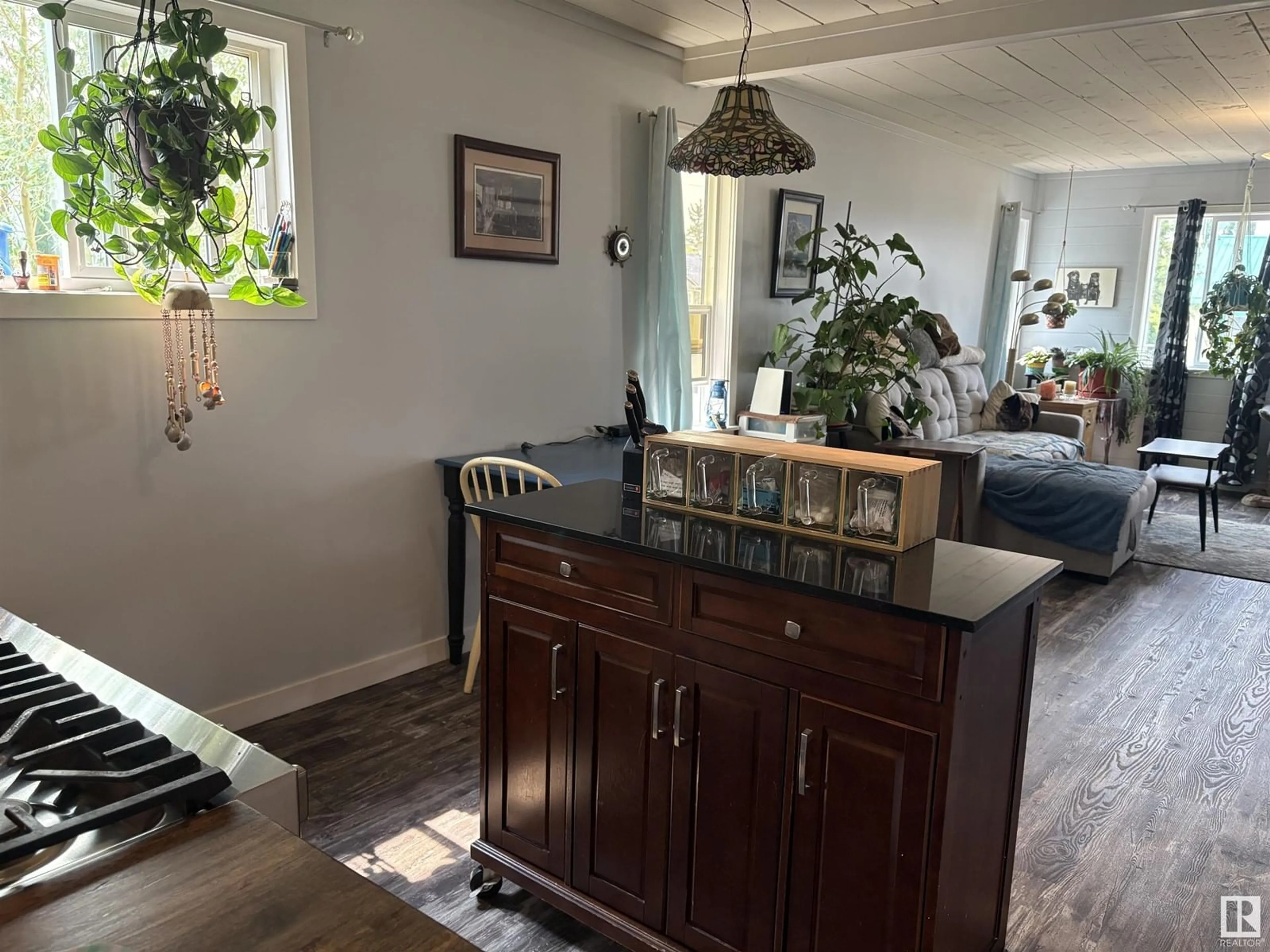 Open concept kitchen, unknown for 625 4 ST, Thorhild Alberta T0A3J0