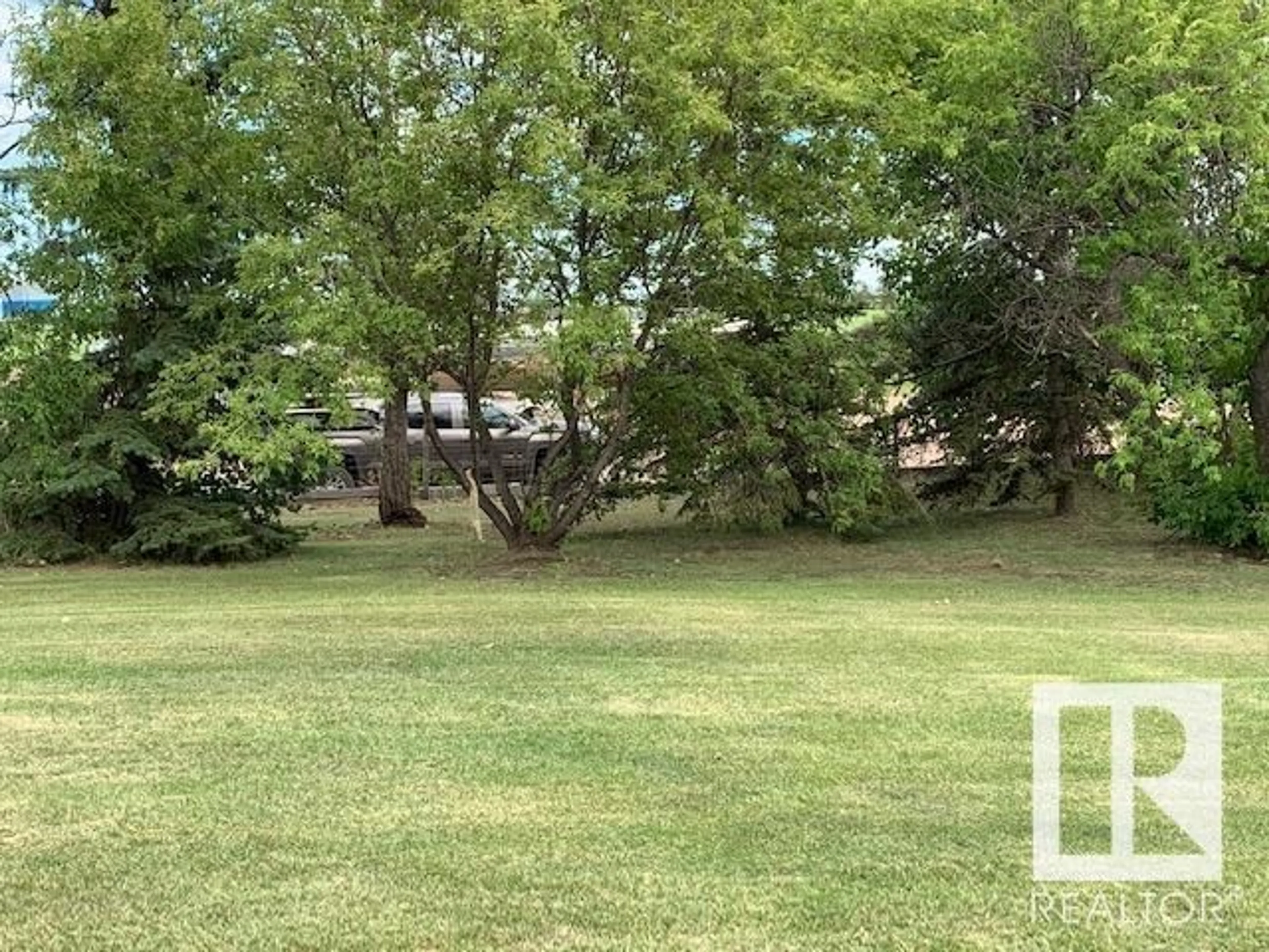 A pic from outside/outdoor area/front of a property/back of a property/a pic from drone, unknown for 11405 TWP RD 440, Rural Flagstaff County Alberta T0B2V0