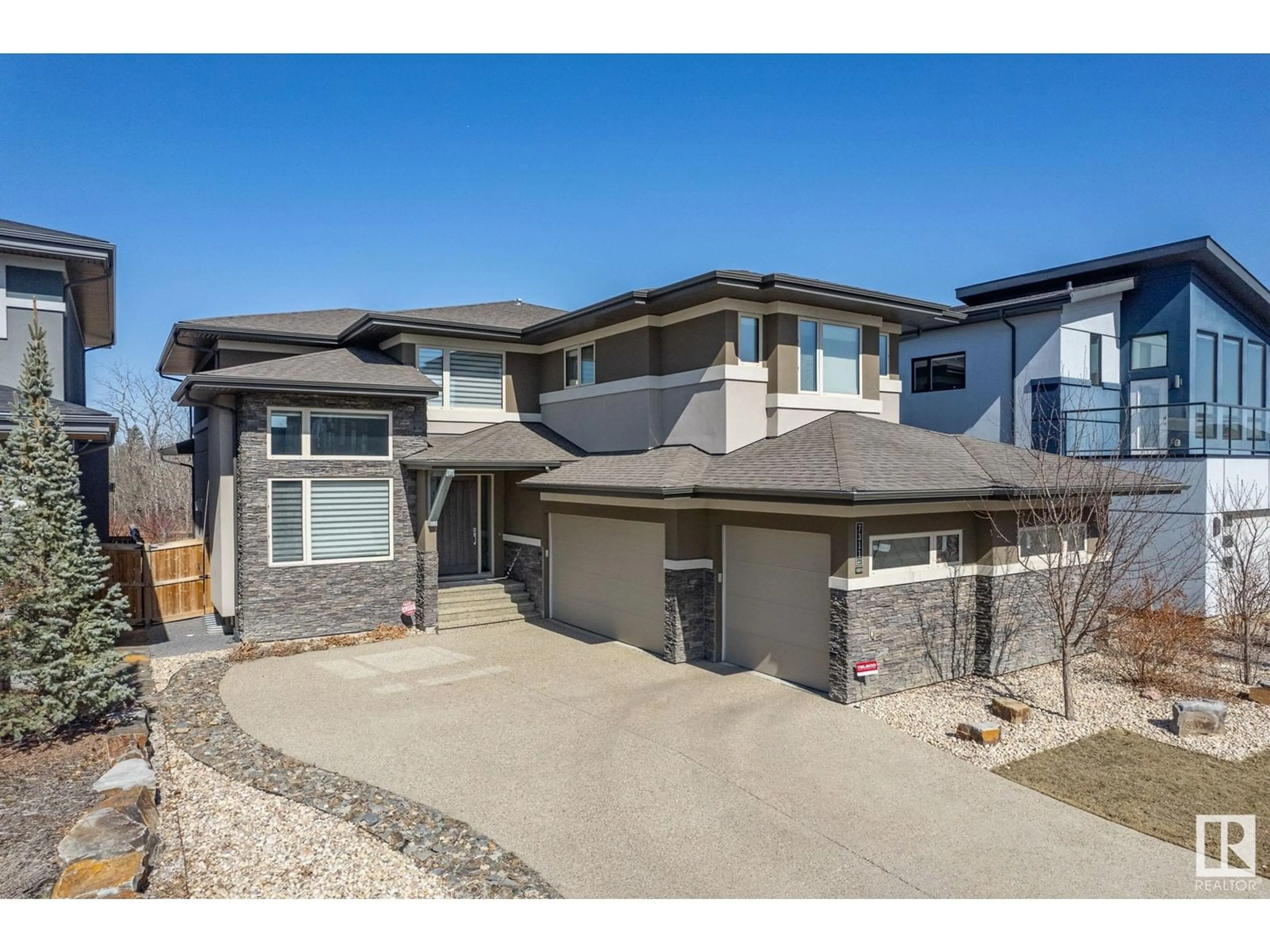 Unknown for NW - 7311 MAY CM, Edmonton Alberta T6R0V7