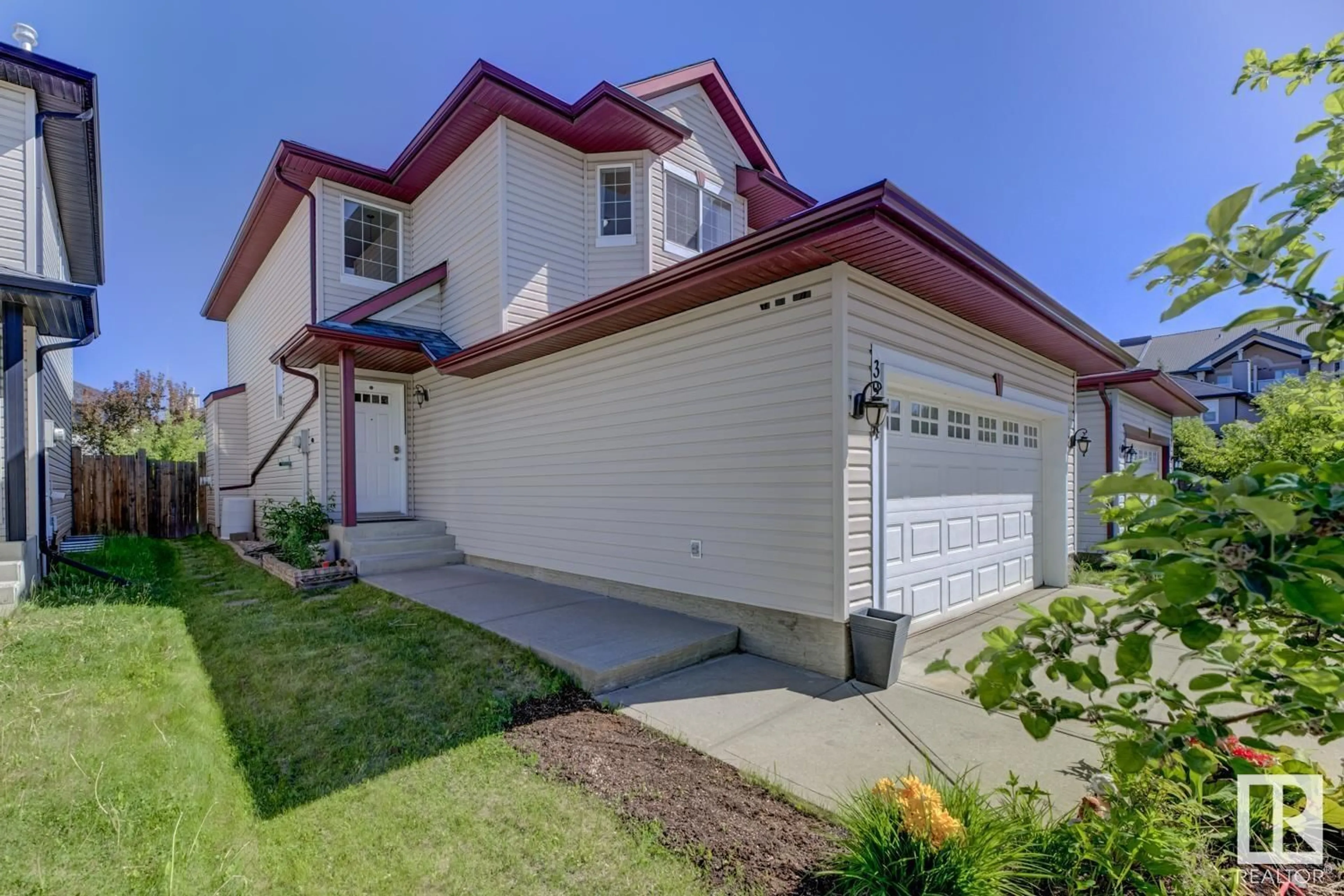 Home with vinyl exterior material, street for SW - 3974 MCMULLEN GREEN GR, Edmonton Alberta T6W1S7