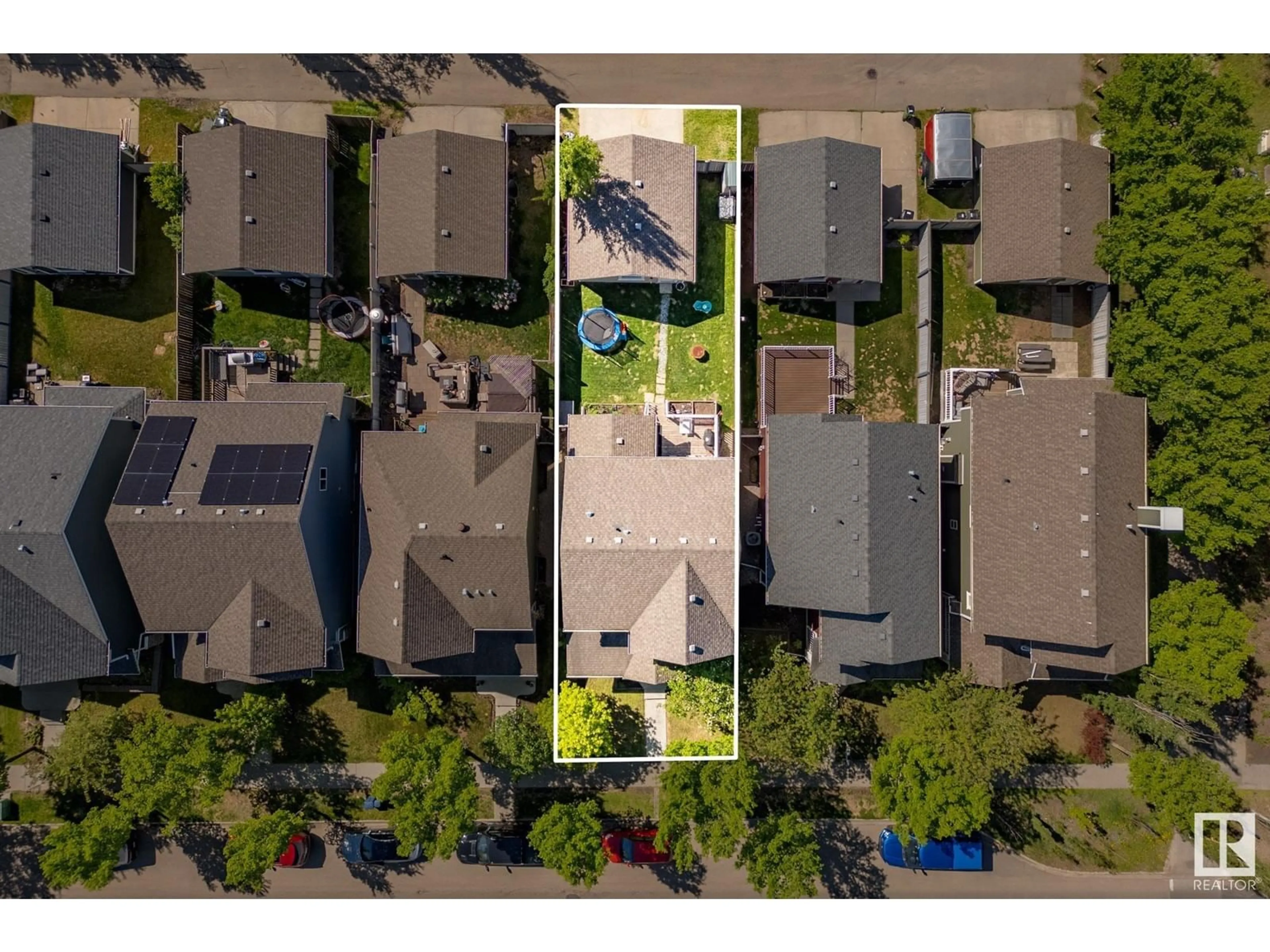 A pic from outside/outdoor area/front of a property/back of a property/a pic from drone, street for 8211 SUMMERSIDE GRANDE BV, Edmonton Alberta T6X0J2