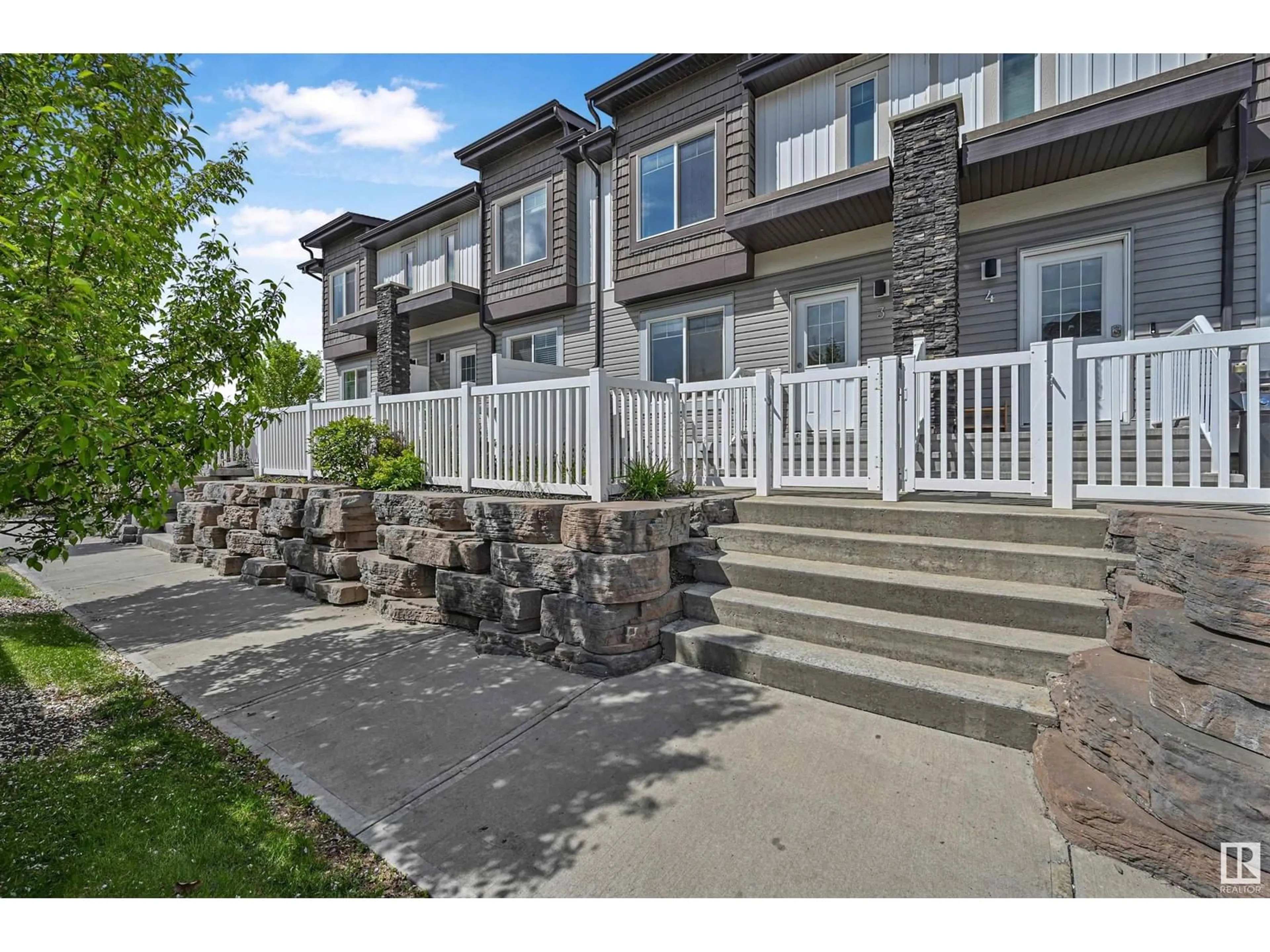 Unknown for #3 - 2215 24 ST, Edmonton Alberta T6T1A6