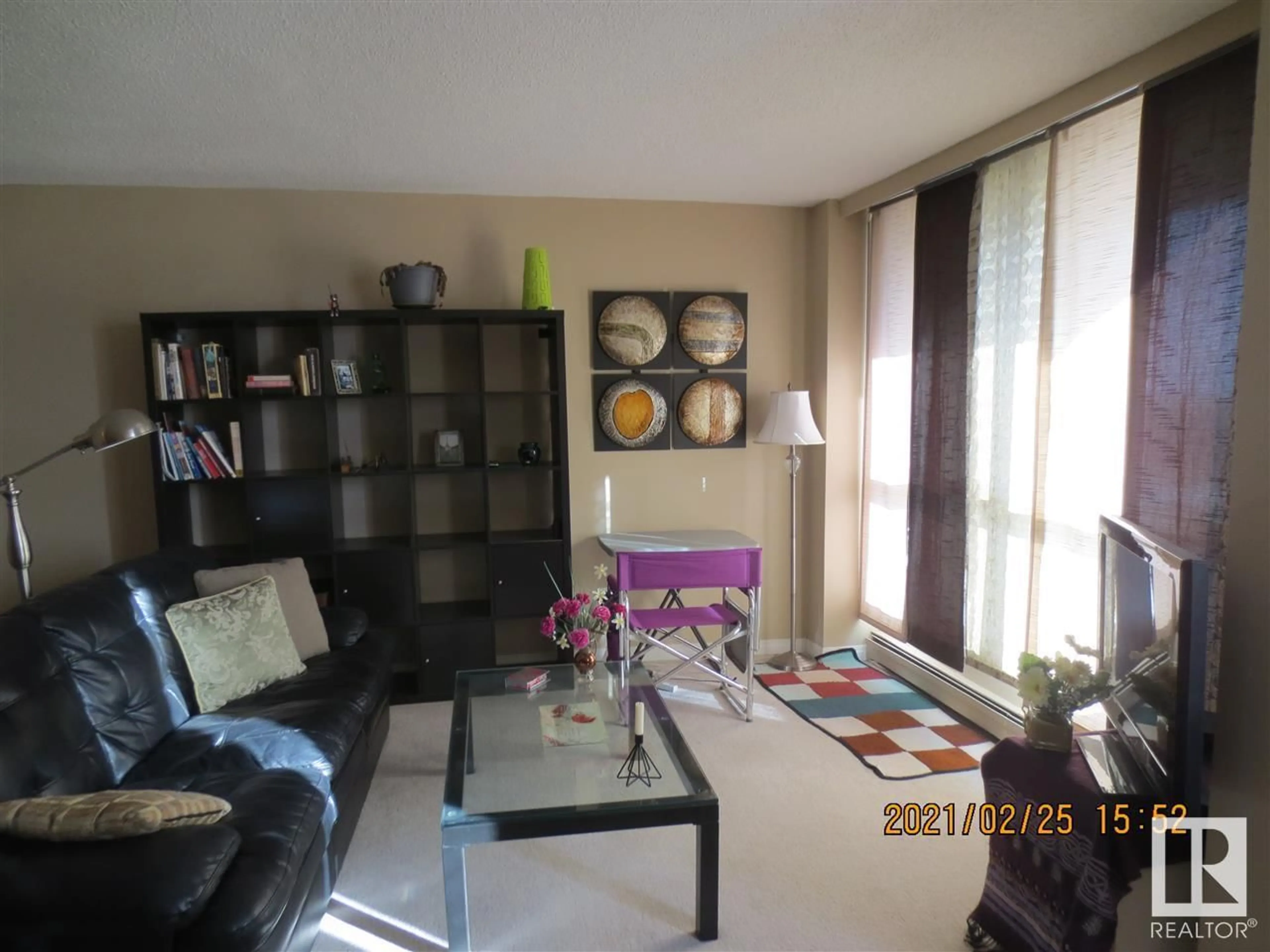 Living room with furniture, unknown for 1701 - 9903 104 ST NW, Edmonton Alberta T5K0E4