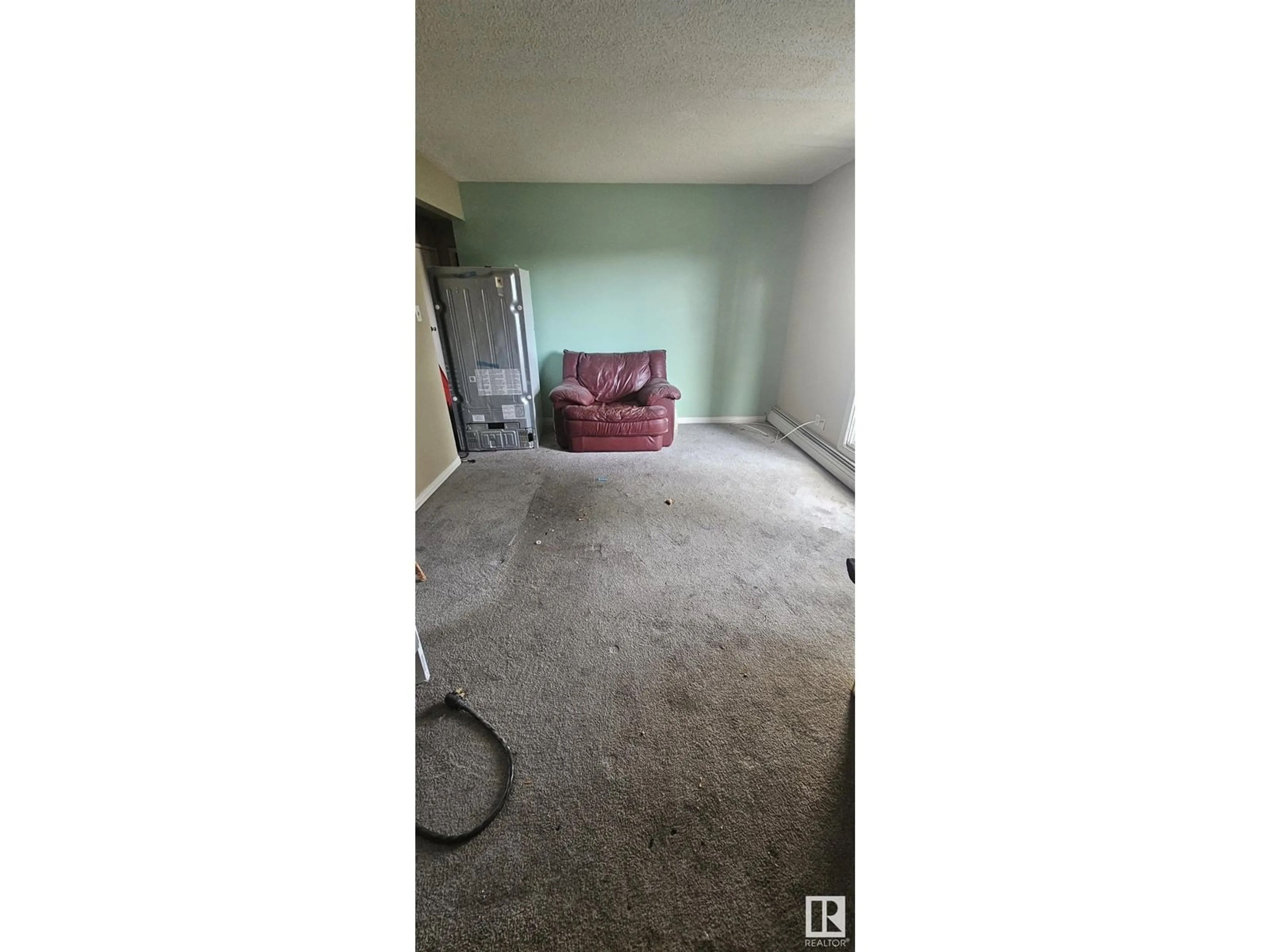 A pic of a room for 204 - 3720 118 AV, Edmonton Alberta T5W0Z6
