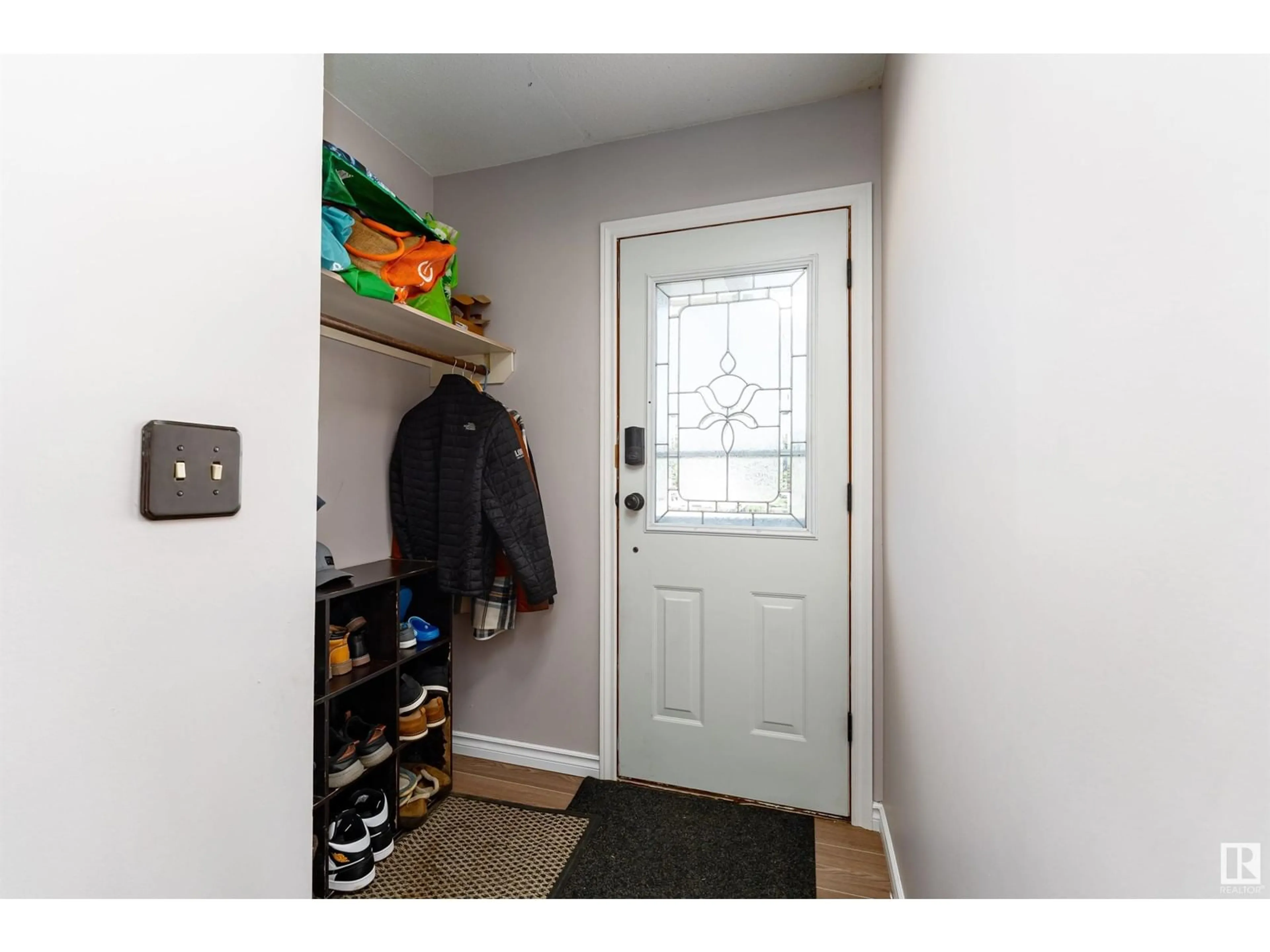 Indoor entryway for 3213 130A AV, Edmonton Alberta T5A3B6