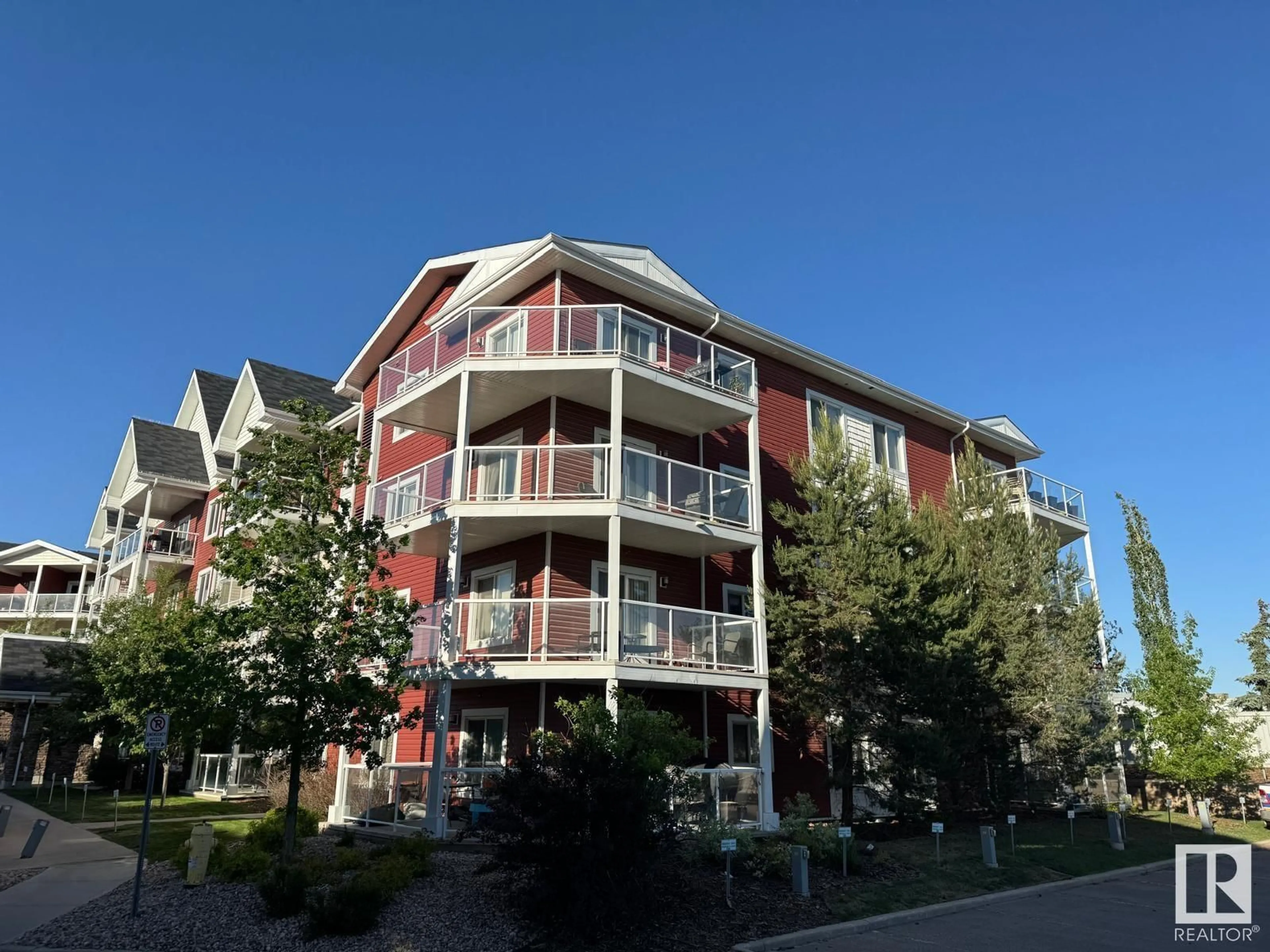 A pic from outside/outdoor area/front of a property/back of a property/a pic from drone, unknown for 102 - 2203 44 AVE NW, Edmonton Alberta T6T0T1