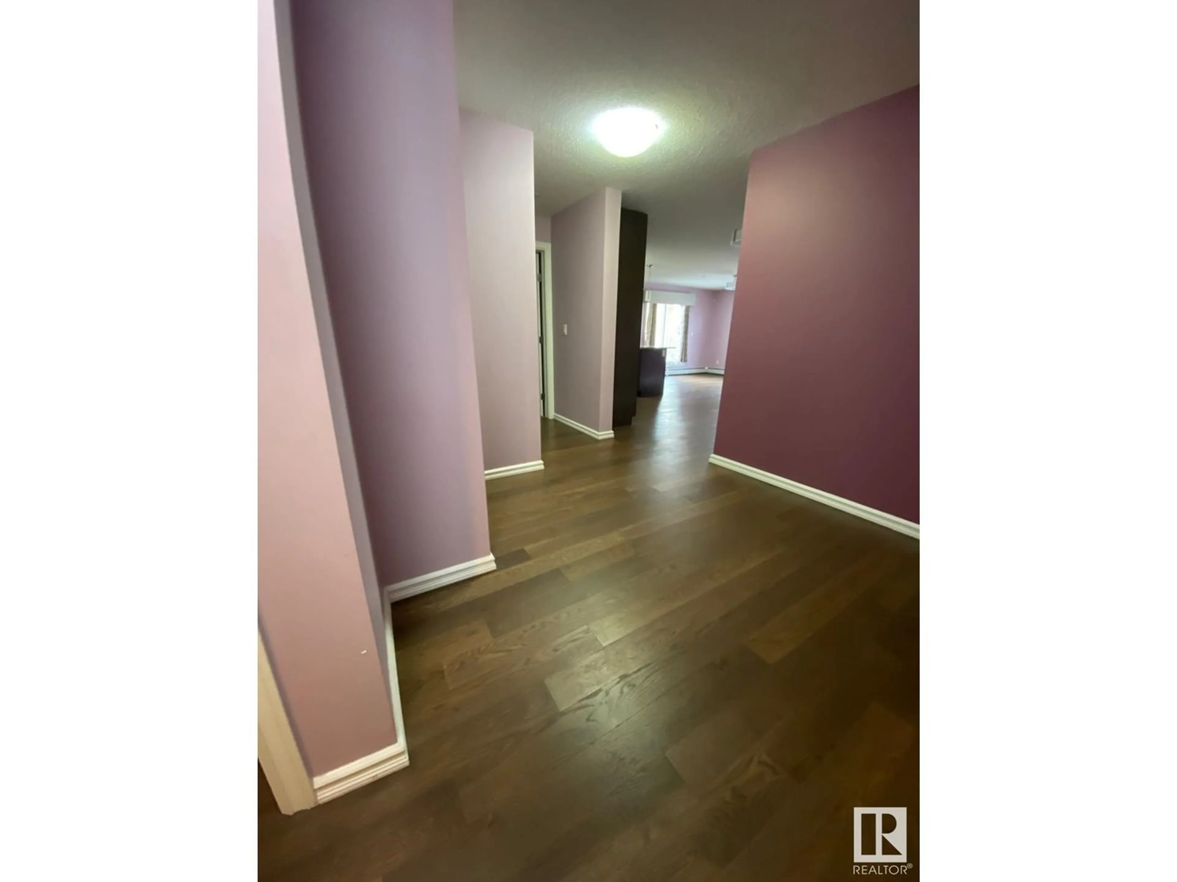 Unknown for 102 - 2203 44 AVE NW, Edmonton Alberta T6T0T1
