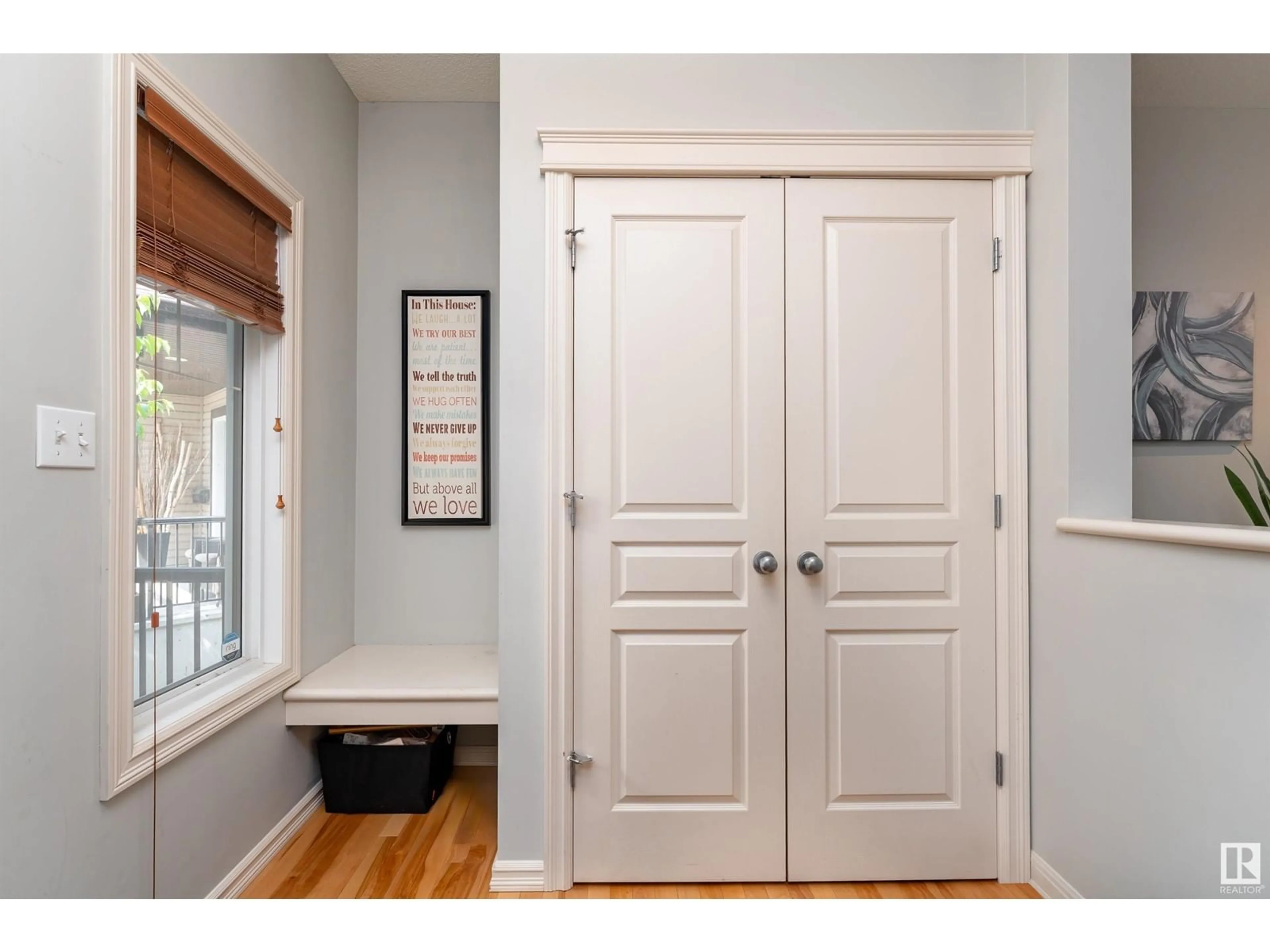 Indoor entryway for 57 WHISTLER PL, Fort Saskatchewan Alberta T8L0B6