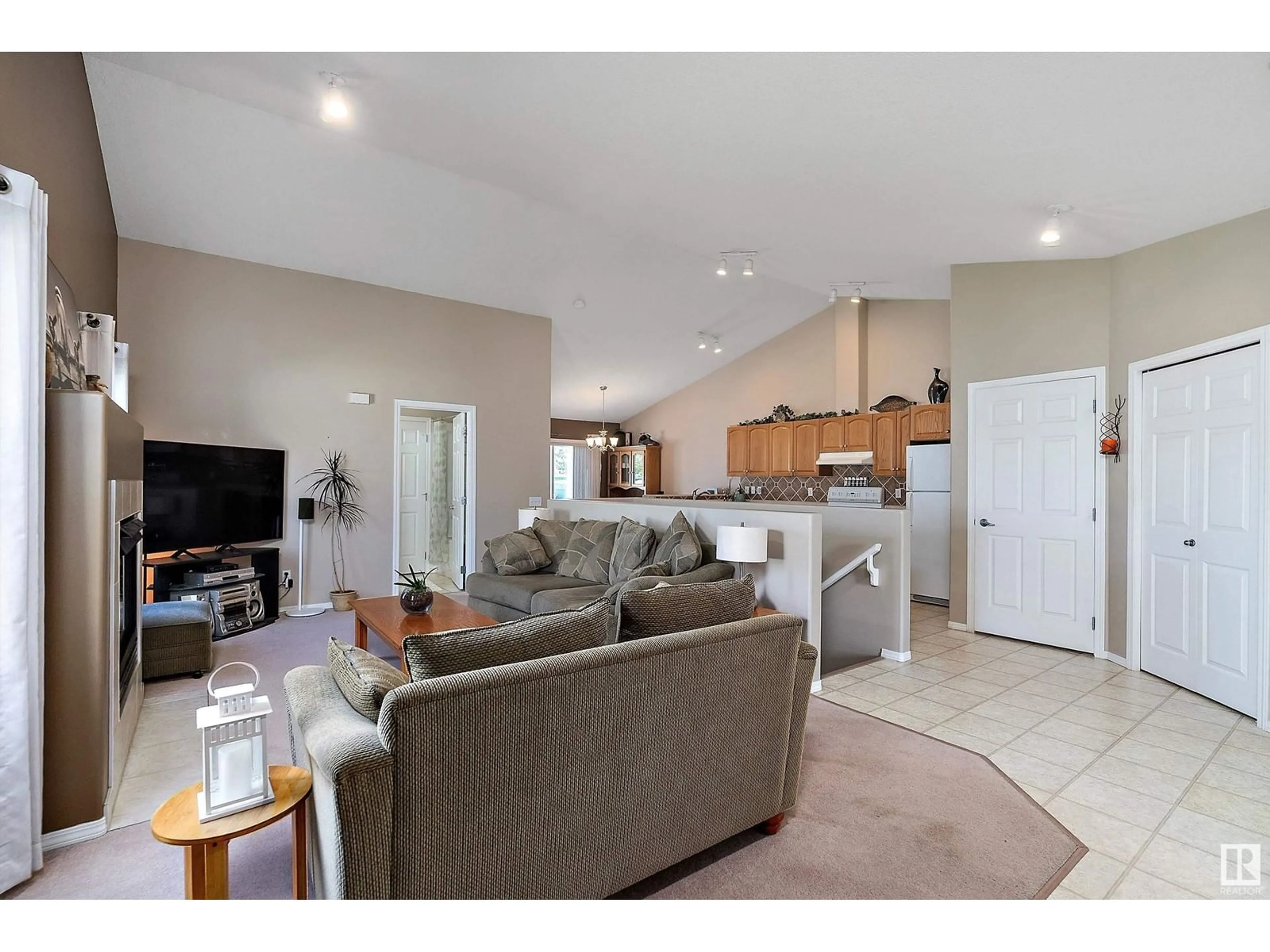 Unknown for 35 CHRISTINA CT, Sherwood Park Alberta T8H2H4