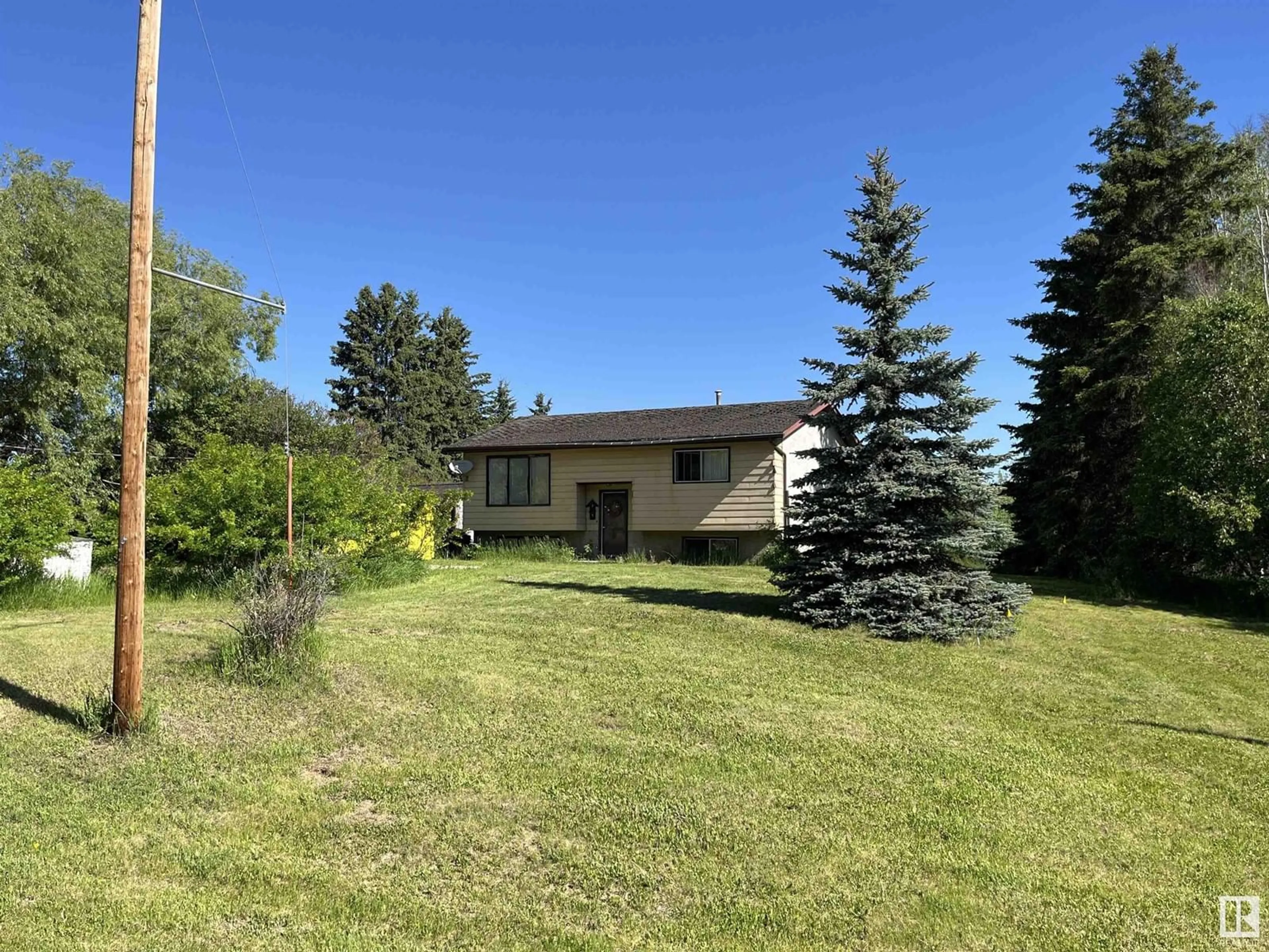 A pic from outside/outdoor area/front of a property/back of a property/a pic from drone, unknown for #22 - 55022 RGE ROAD 11A, Rural Lac Ste. Anne County Alberta T0E1V0